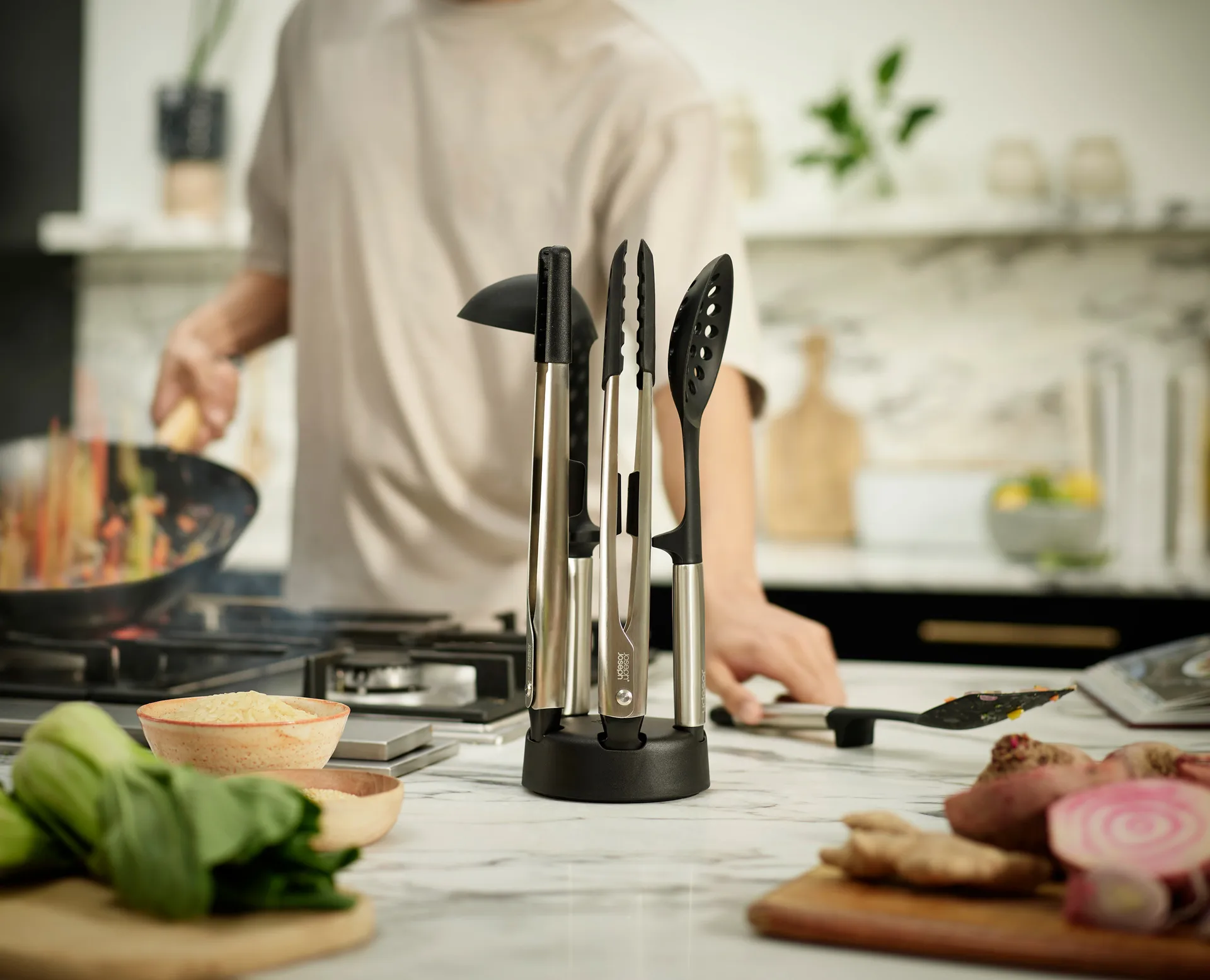 Elevate Fusion Kitchen Utensils and Stand 5 Pieces, Silicone Joseph Joseph