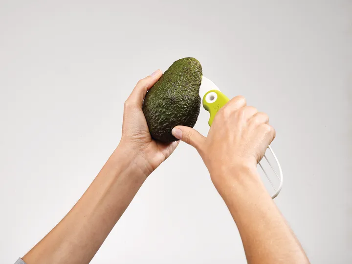 Goavocado 3-in-1 Avocado Slicer - Green-white - Joseph Joseph
