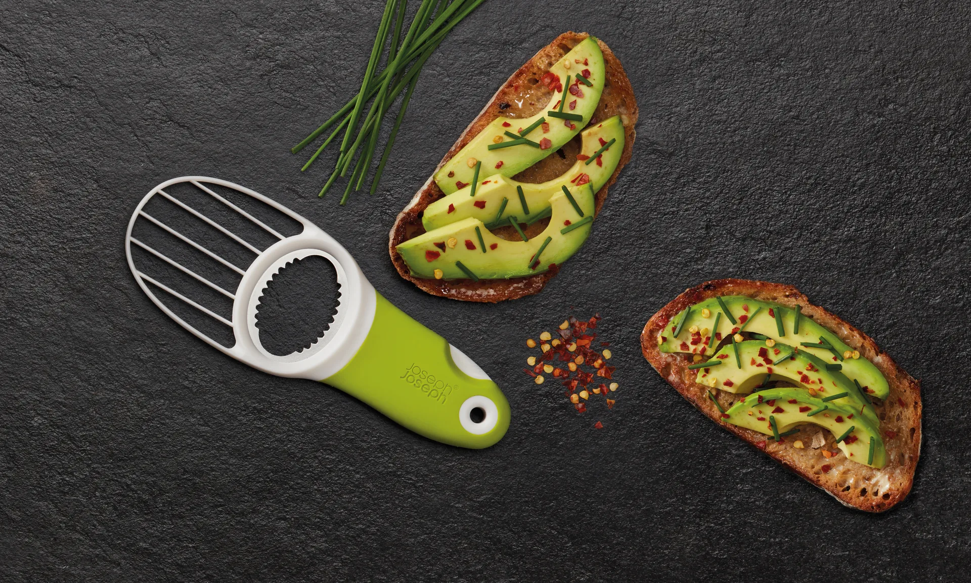 Goavocado 3-in-1 Avocado Slicer, Green-white Joseph Joseph