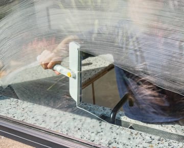 Joseph Joseph Cleantech 2-in-1 window squeegee - Stone - Joseph Joseph