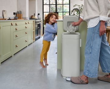 Joseph Joseph Porta pedal bin 40 L - Concrete grey - Joseph Joseph
