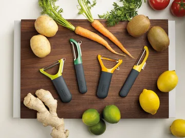 Multi peel Y-peeler 13 cm - Black-green - Joseph Joseph