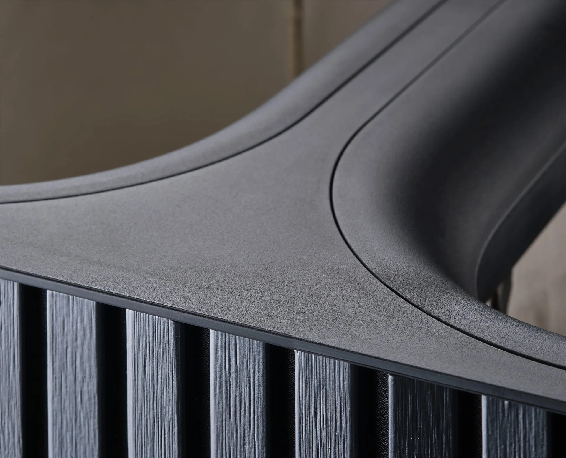 Tota Luxe laundry basket 90 L, Black Joseph Joseph