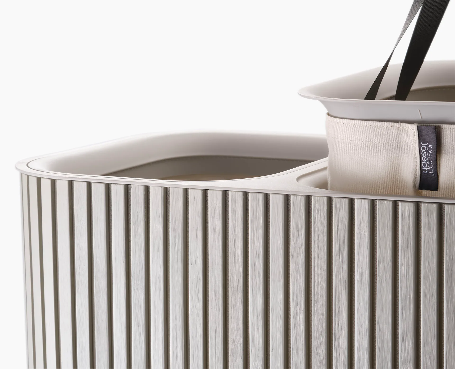 Tota Luxe laundry basket 90 L, Ecru Joseph Joseph