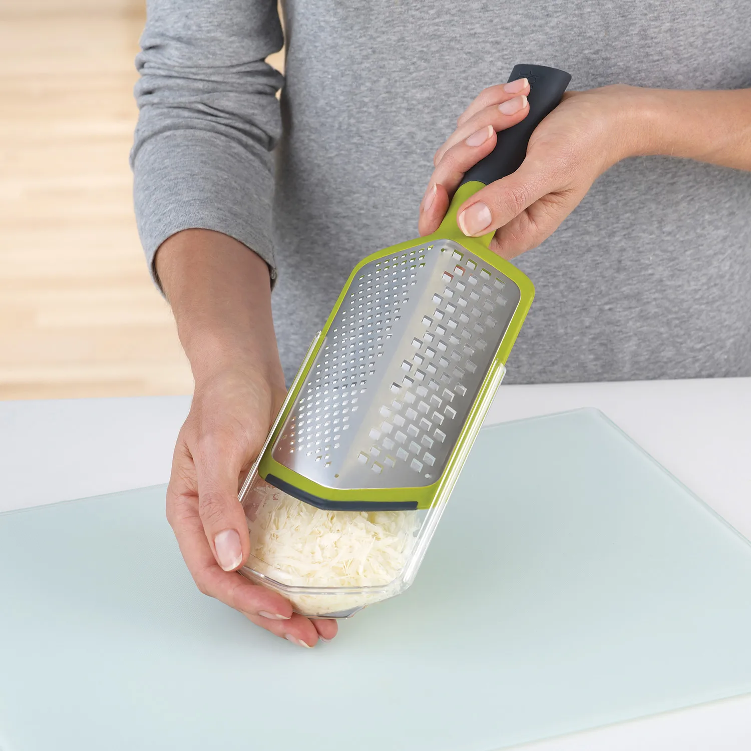 Twist grater 29.5 cm, Green Joseph Joseph