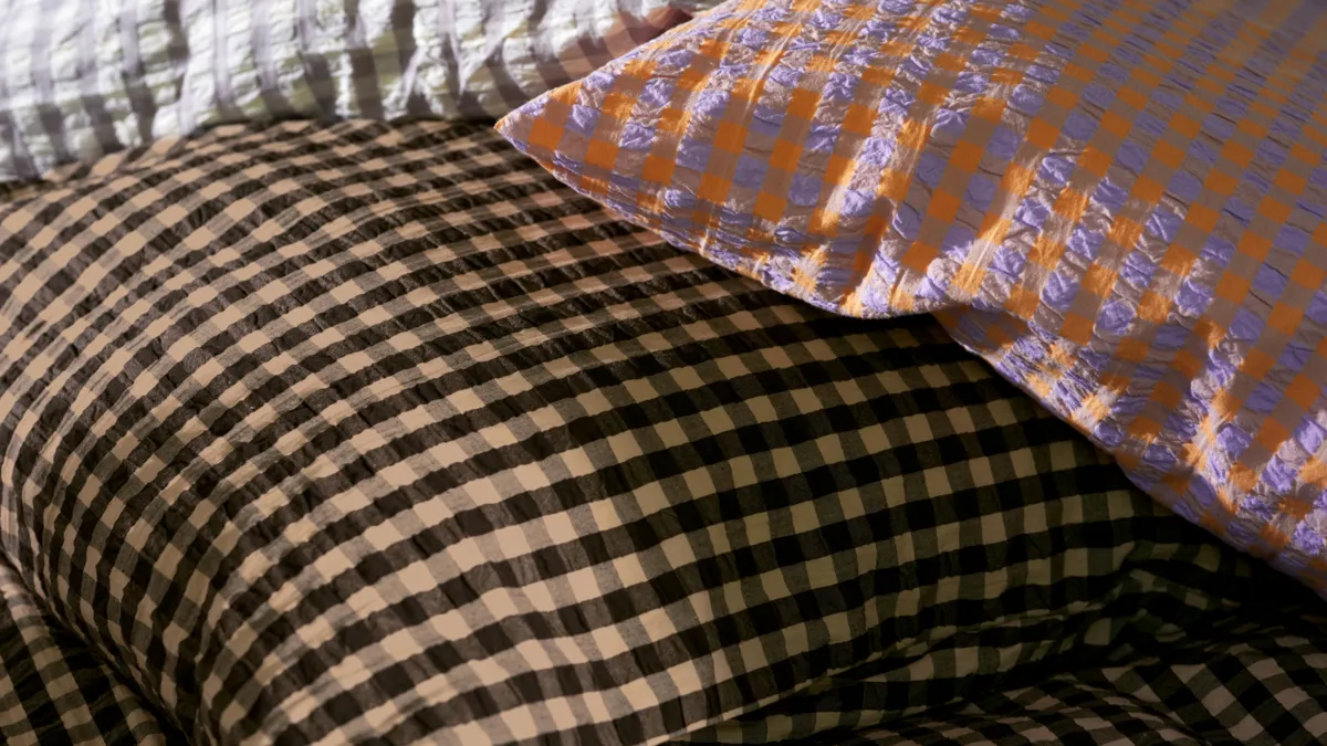 Bæk&Bølge pillowcase 50x60 cm, Black sand Juna