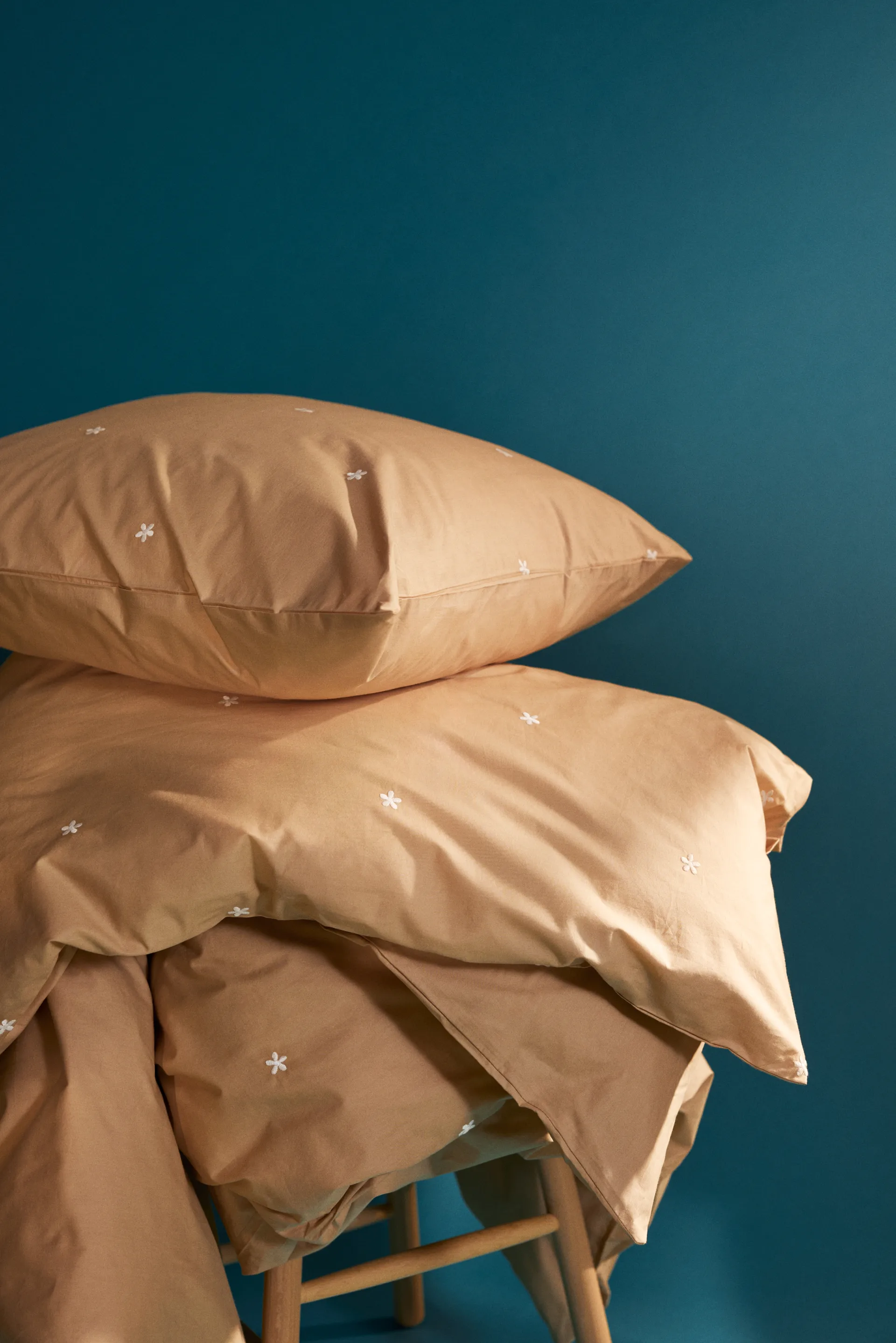 Daisy bedding set 150x210 cm, Sand-white Juna