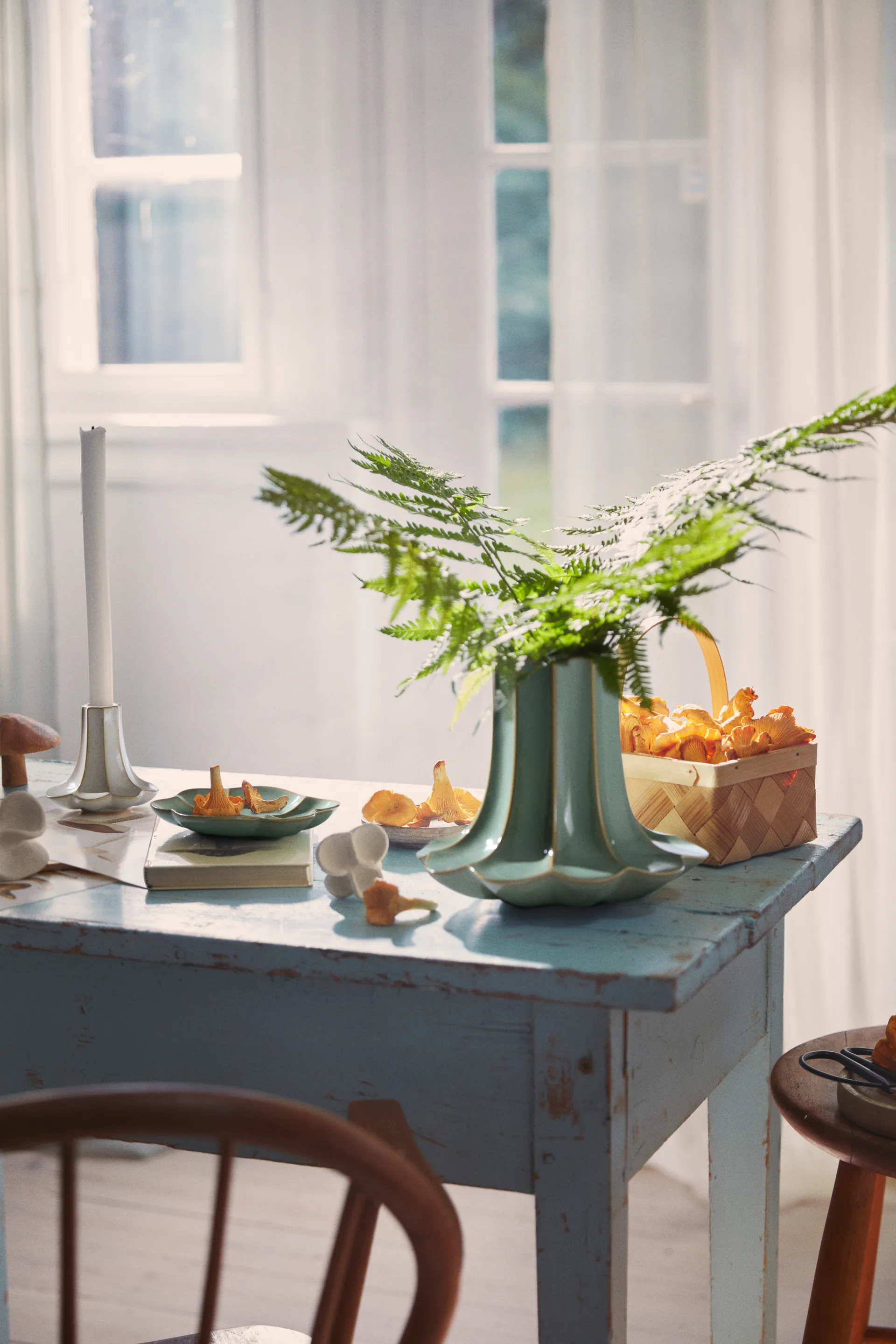 Chanterelle candleholder, Sand, 10 cm Kähler