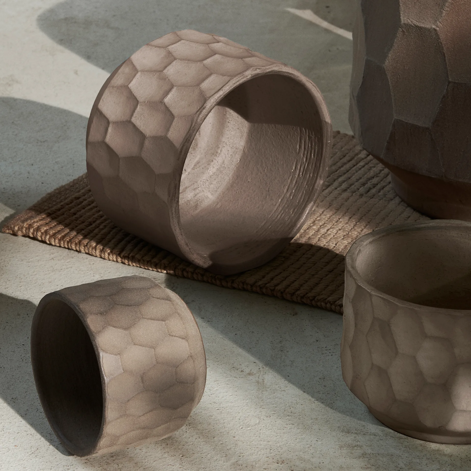 Gro flowerpot light sand, Ø26.5 cm Kähler