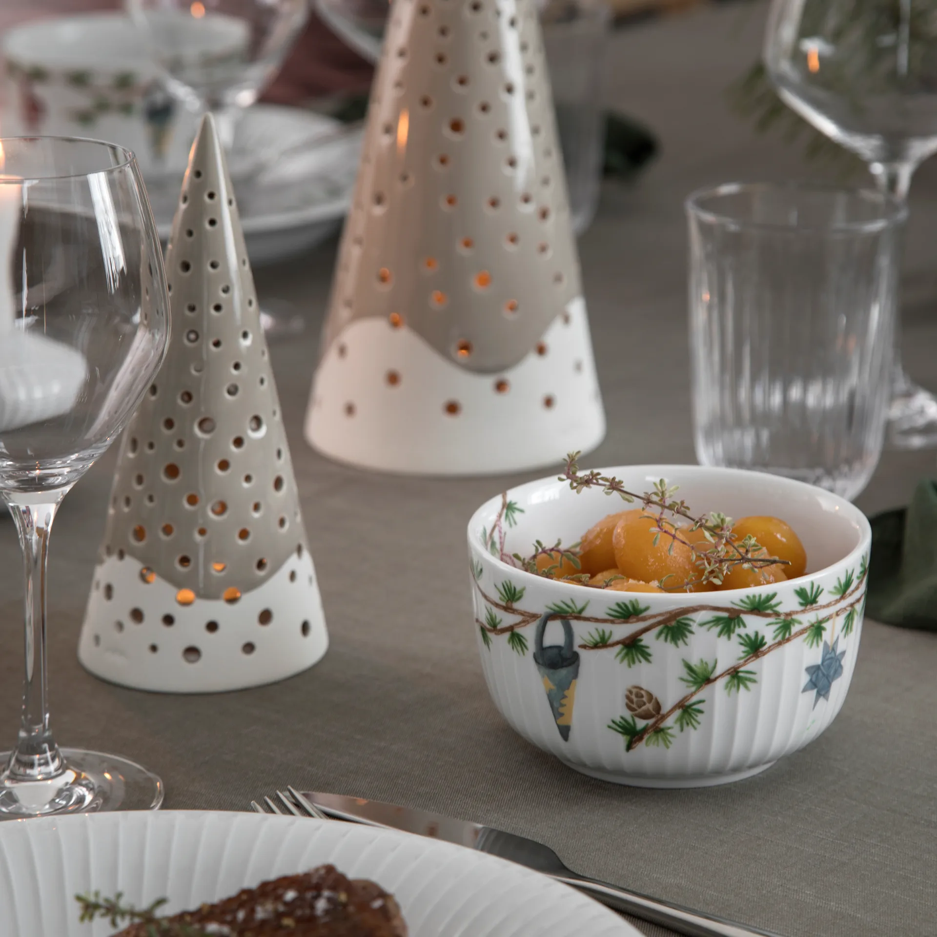 Hammershøi Christmas bowl Ø12 cm, White Kähler