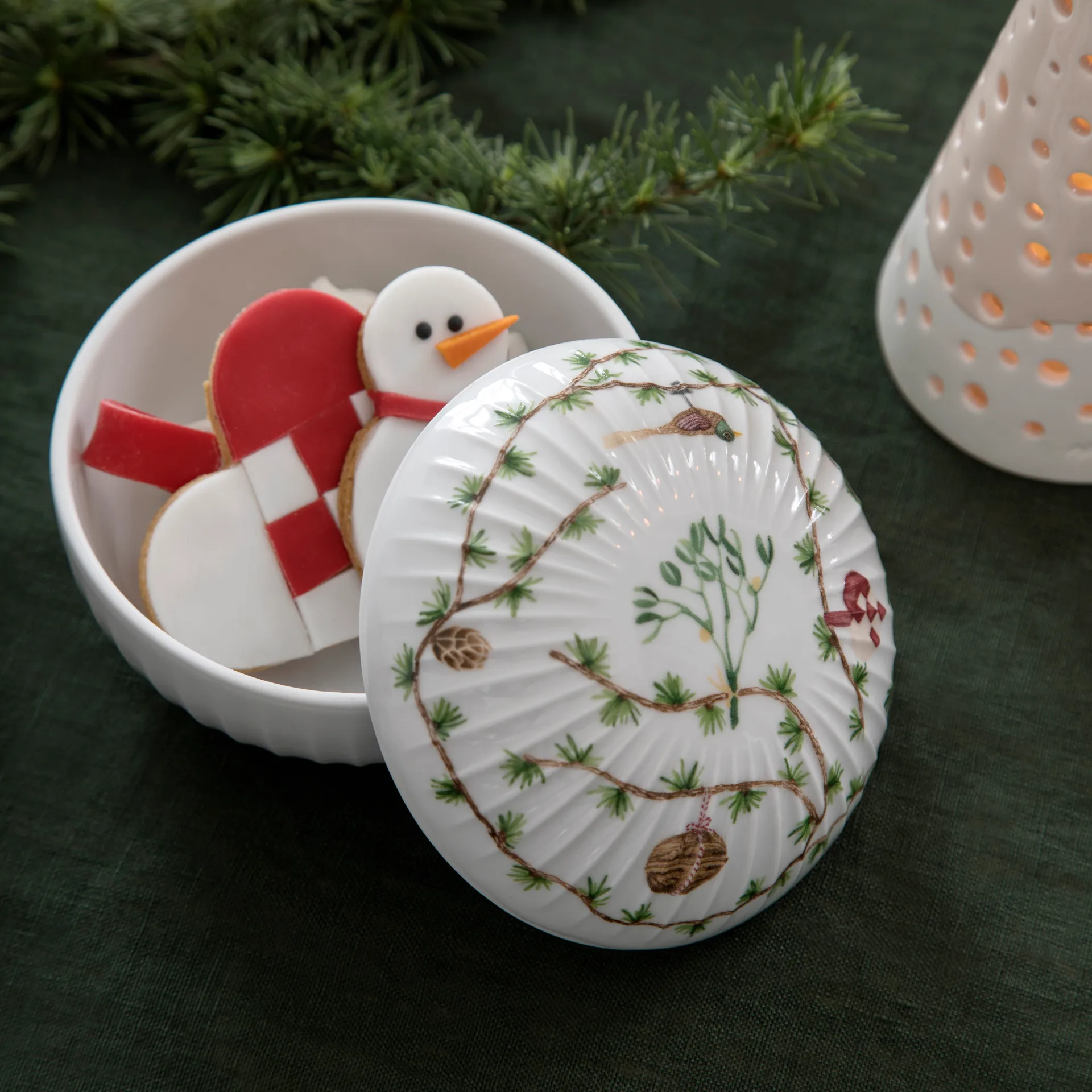 Hammershøi Christmas sweets candy bowl Ø11.5 cm, White Kähler