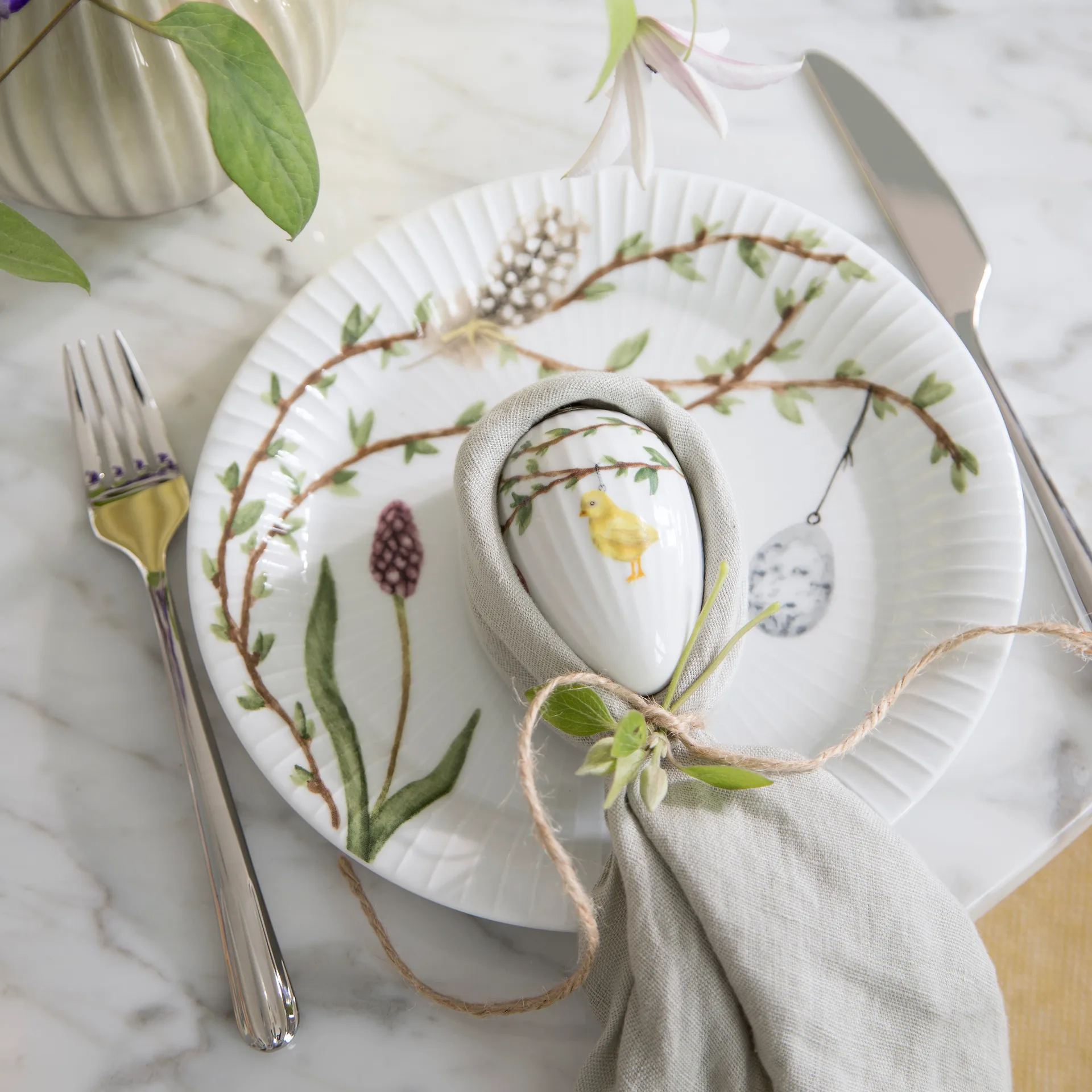 Hammershøi Easter small plate 22 cm, white Kähler