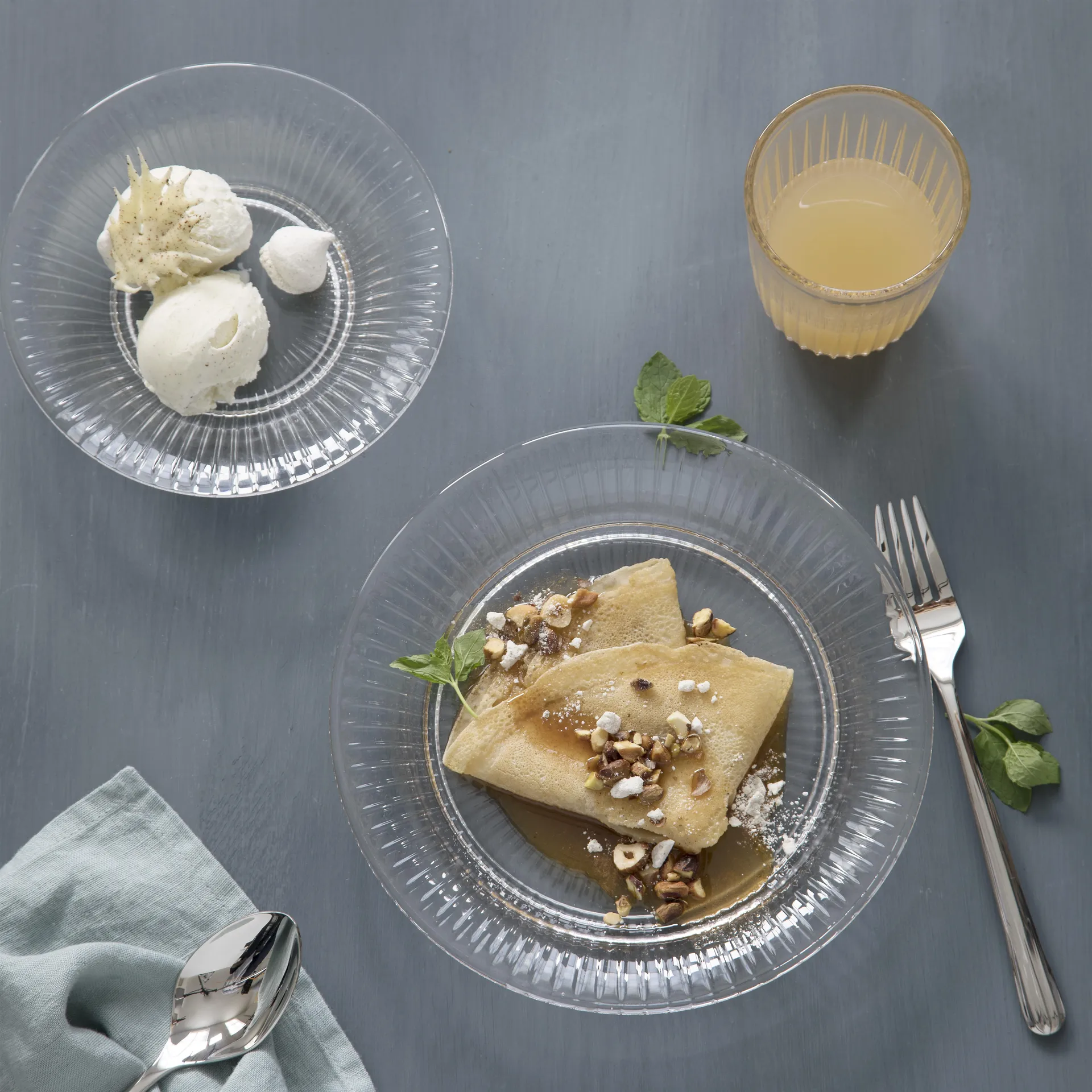 Hammershøi glass plate Ø17 cm, clear Kähler