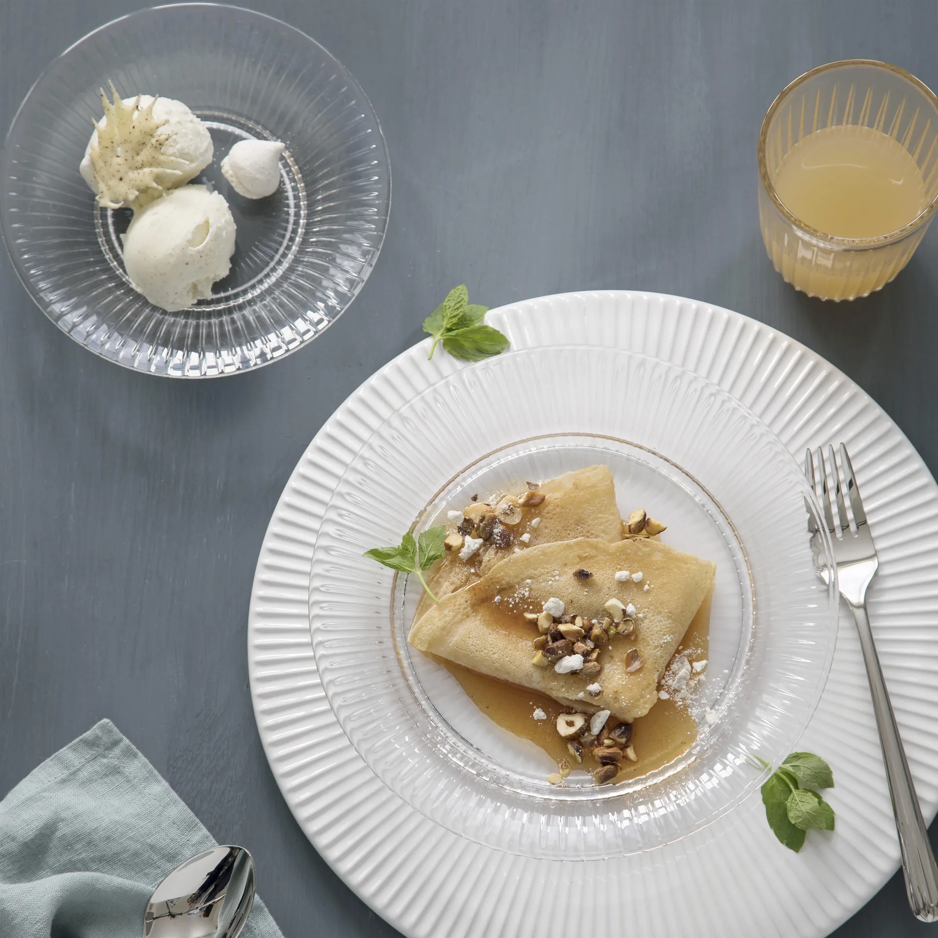 Hammershøi glass plate Ø17 cm, clear Kähler