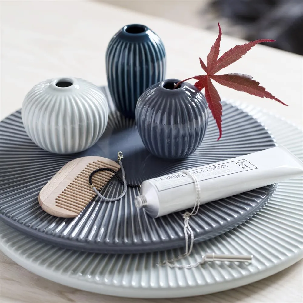 Hammershøi miniature vase set 3 pieces from Kähler - NordicNest.com