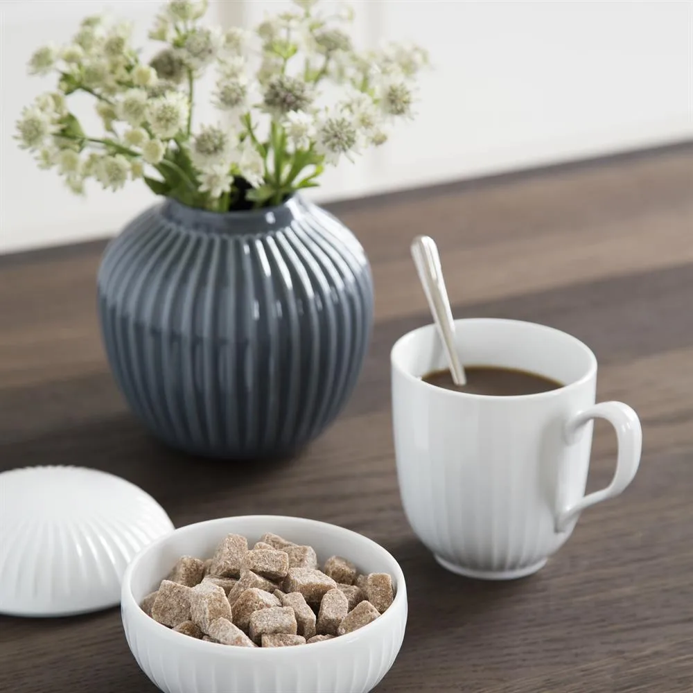 Hammershøi mug, white, 33 cl Kähler