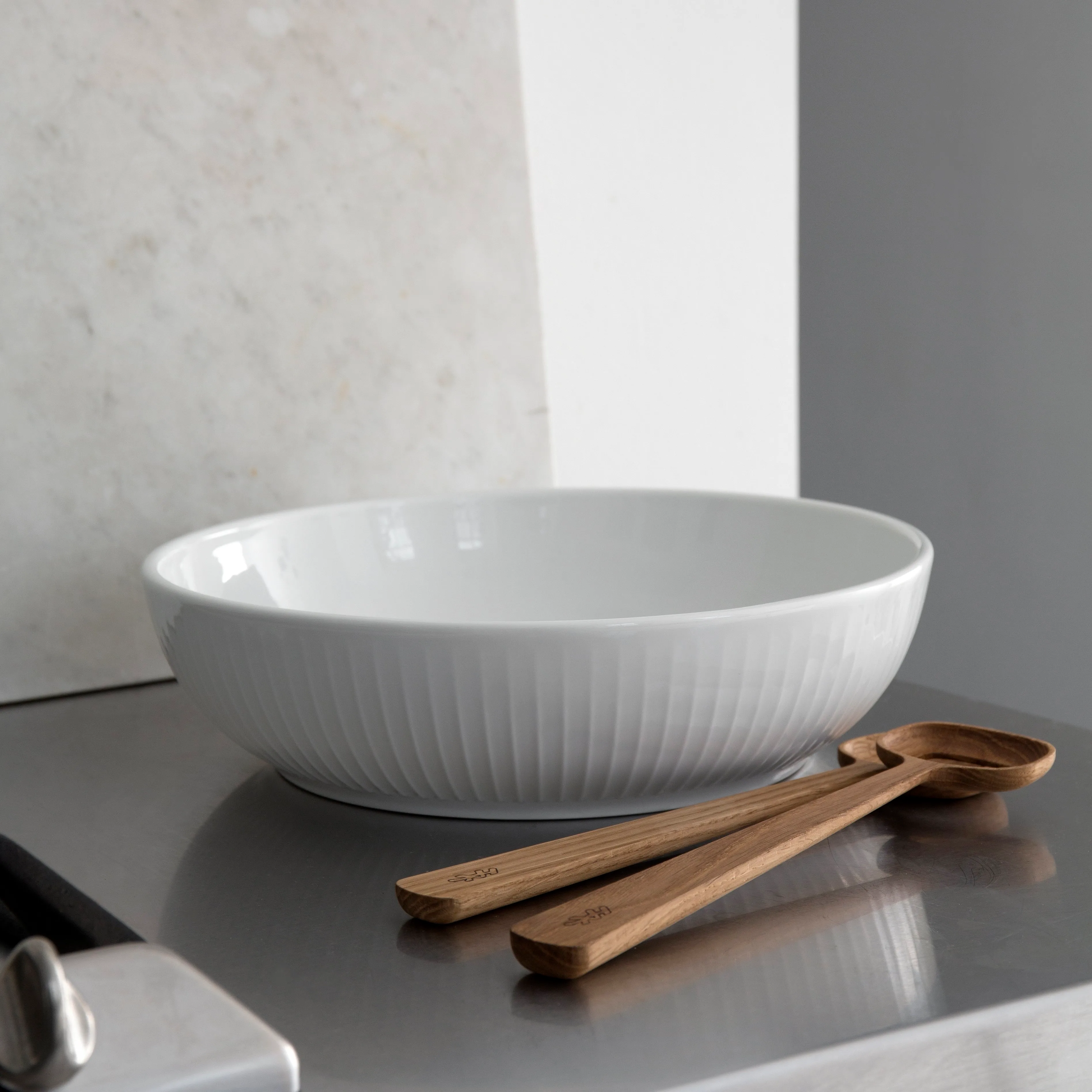 Hammershøi salad bowl from Kähler - NordicNest.com