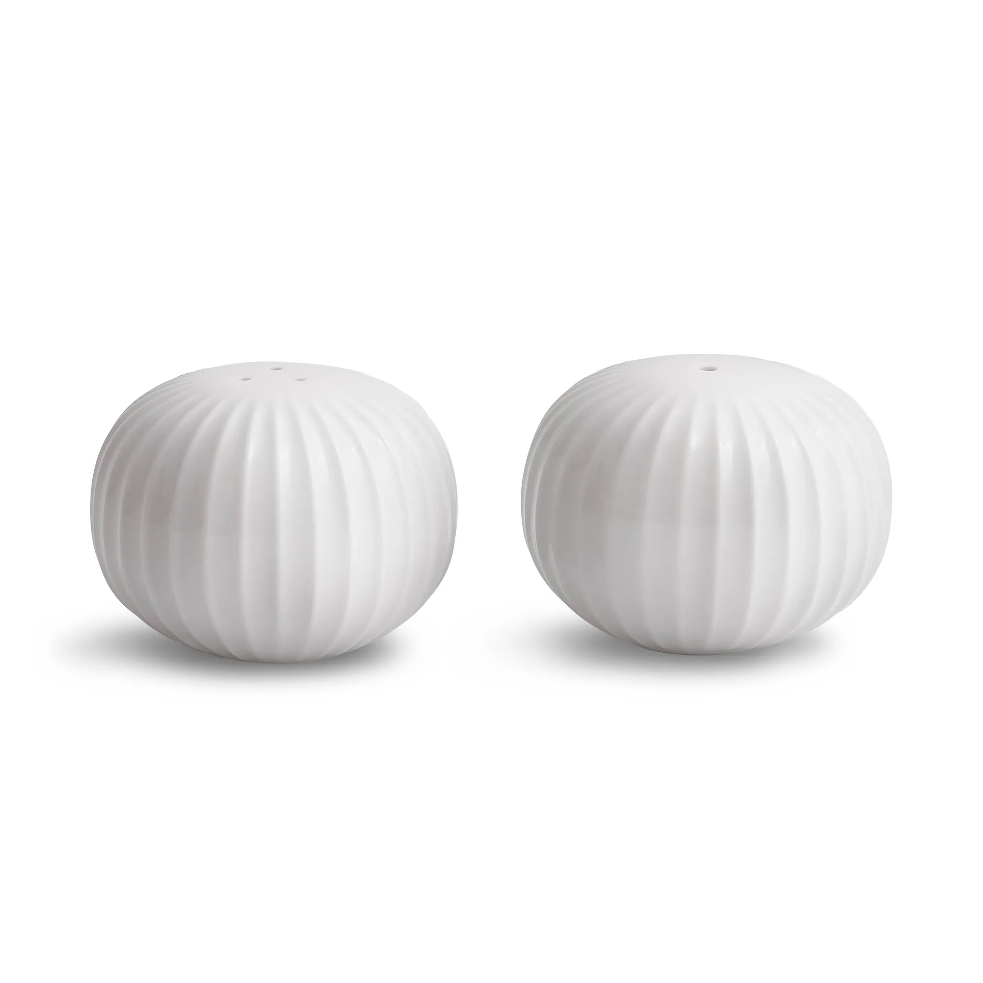 Hammershøi salt and pepper shaker, white Kähler