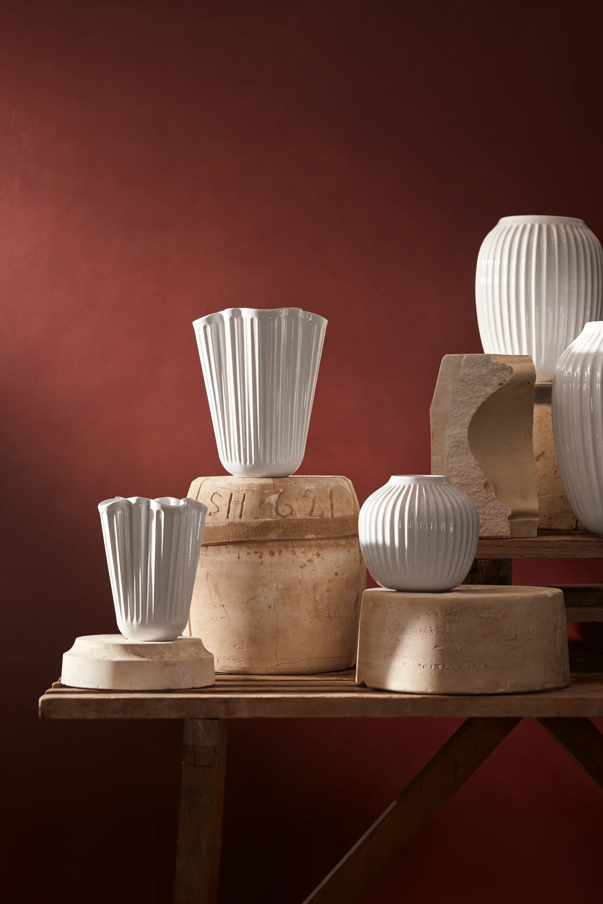 Hammershøi vase unfold 16.5 cm, White Kähler