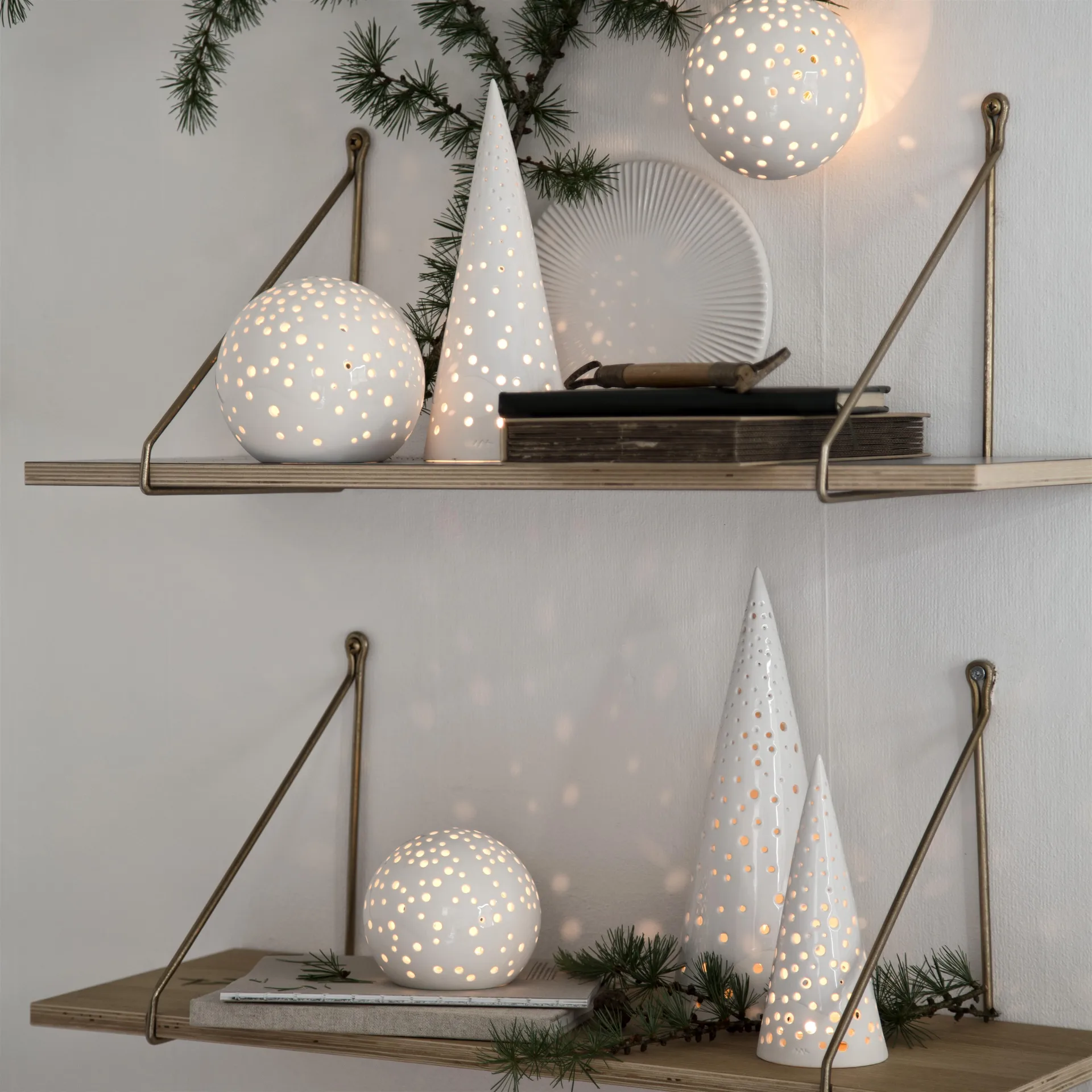 Nobili candle holder large, snow white Kähler