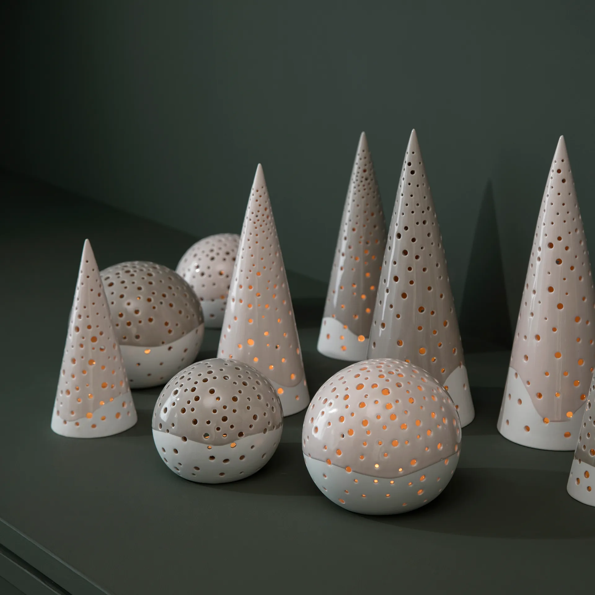 Nobili lantern nude, Large Kähler