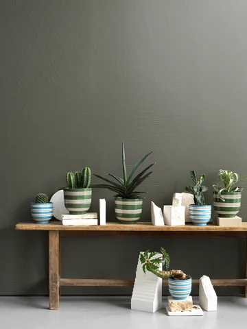 Omaggio Nuovo flowerpot Ø15 cm - Green - Kähler