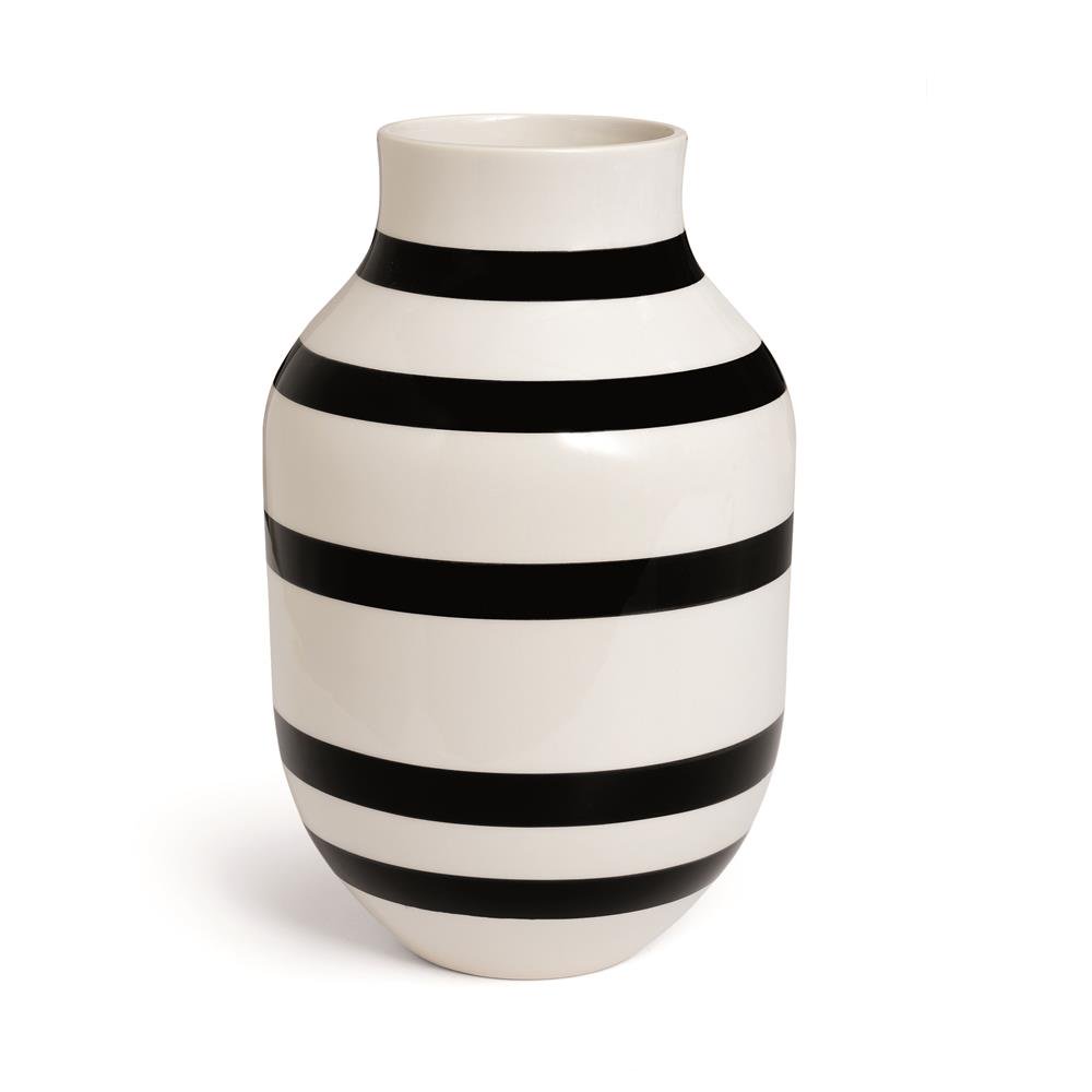 Kähler Omaggio vase large black | Scandinavian Design | Vases | Black