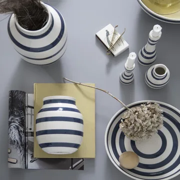 Omaggio vase medium - steel blue - Kähler