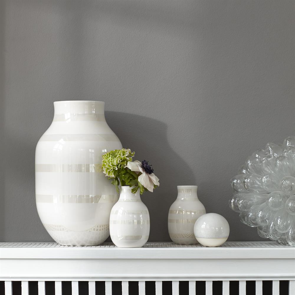 Omaggio vase pearl from Kähler - NordicNest.com