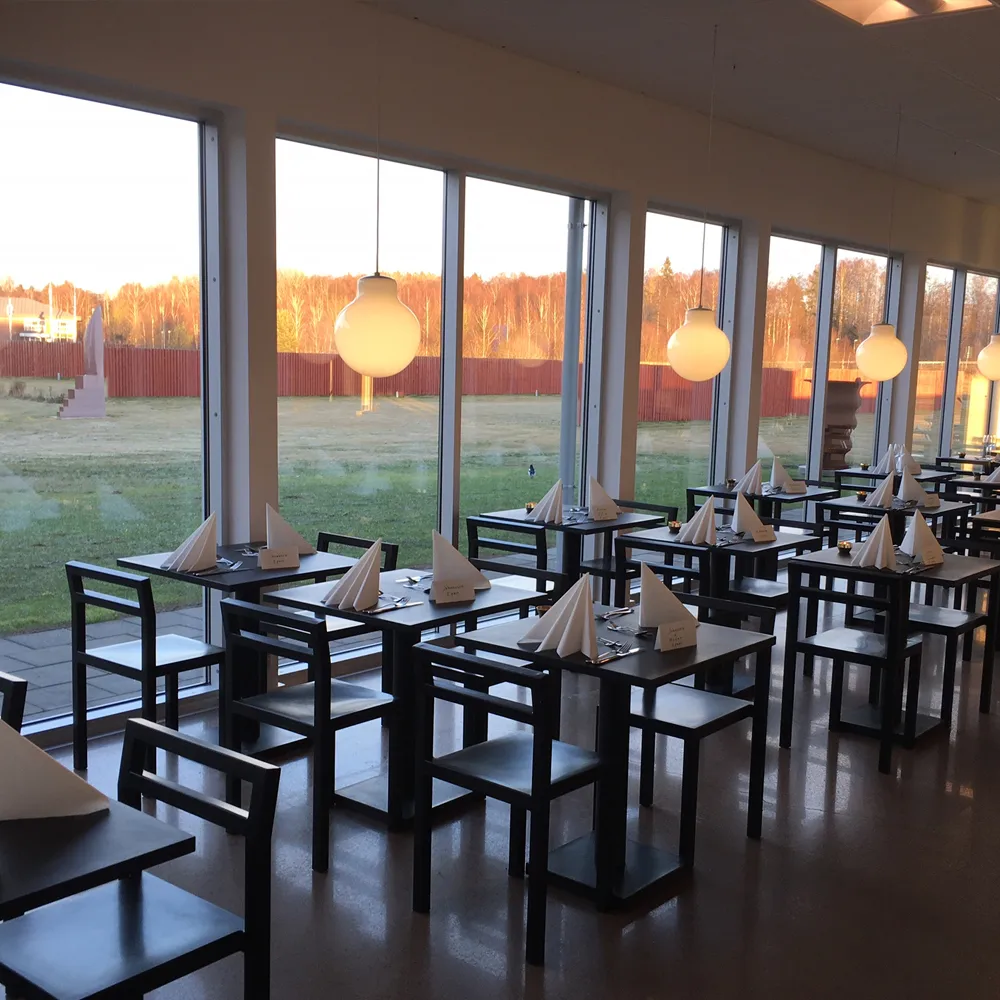 Non chair, Black, pure rubber Källemo