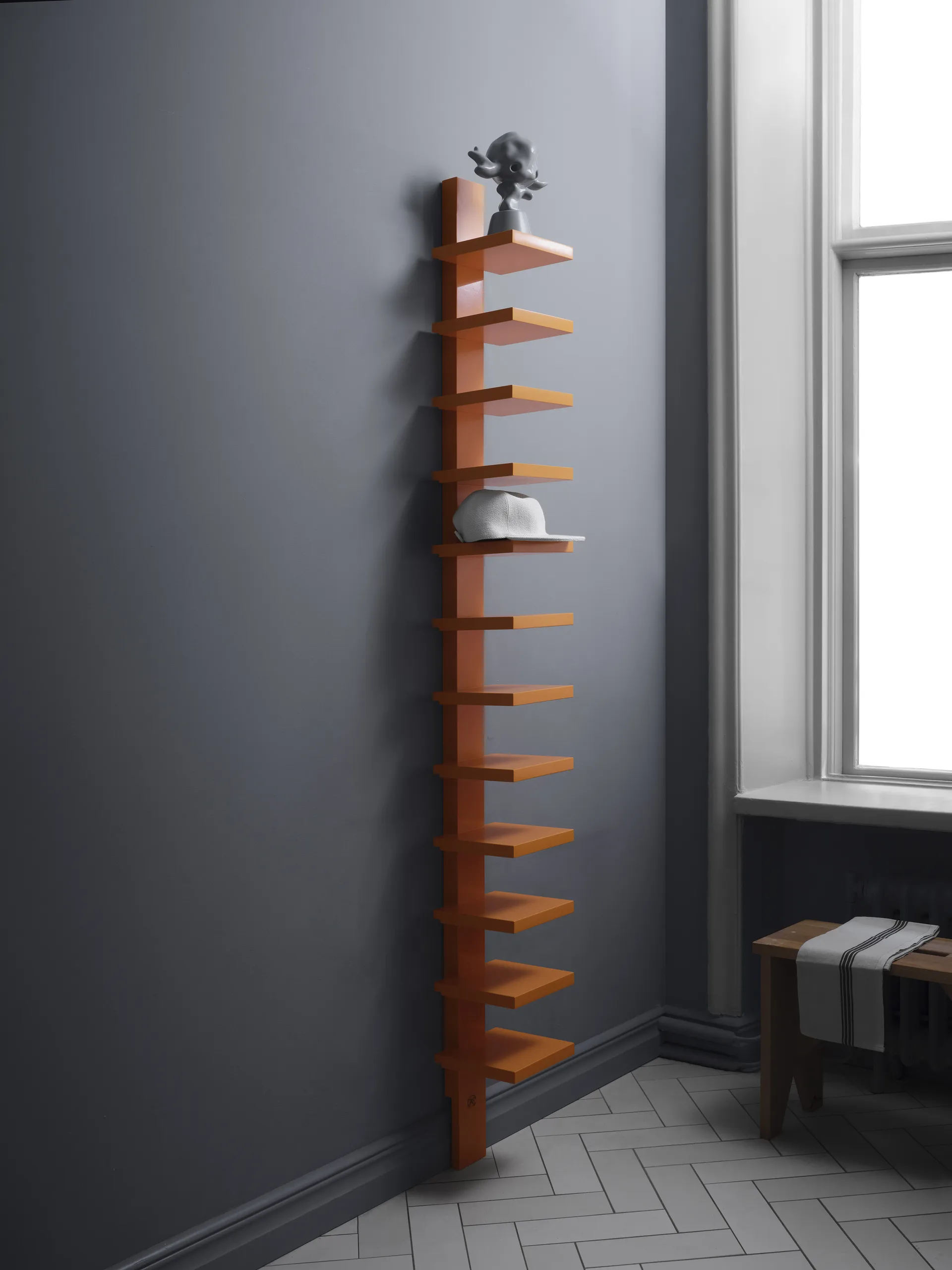 Pilaster wall shelf, Sea buckthorn high gloss Källemo