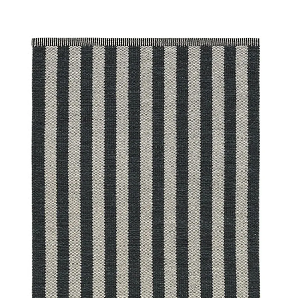 Arkad 922 rug, Black-white 160x240 cm Kasthall