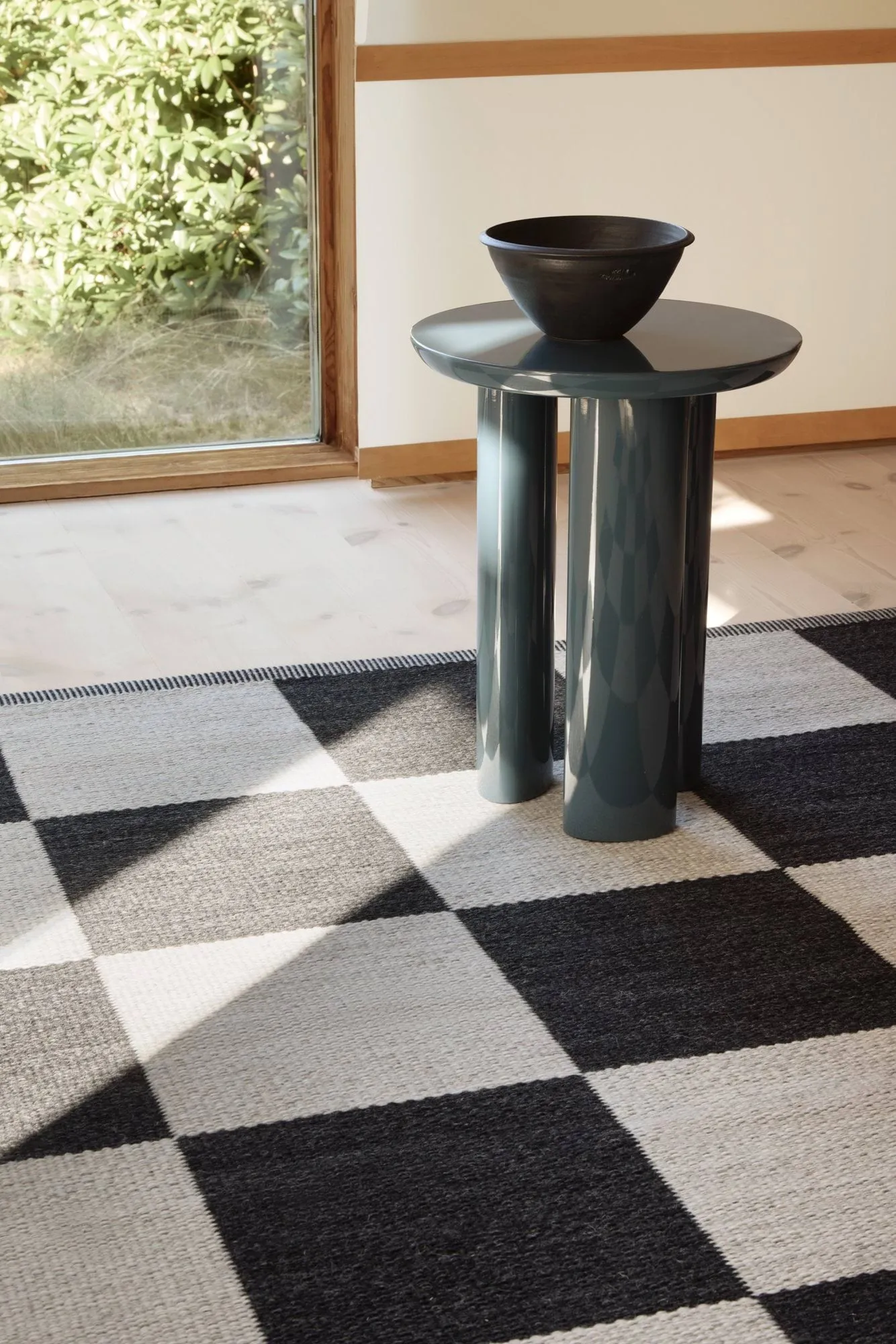 Checkerboard Icon rug, 554 Midnight black, 165x240 cm Kasthall