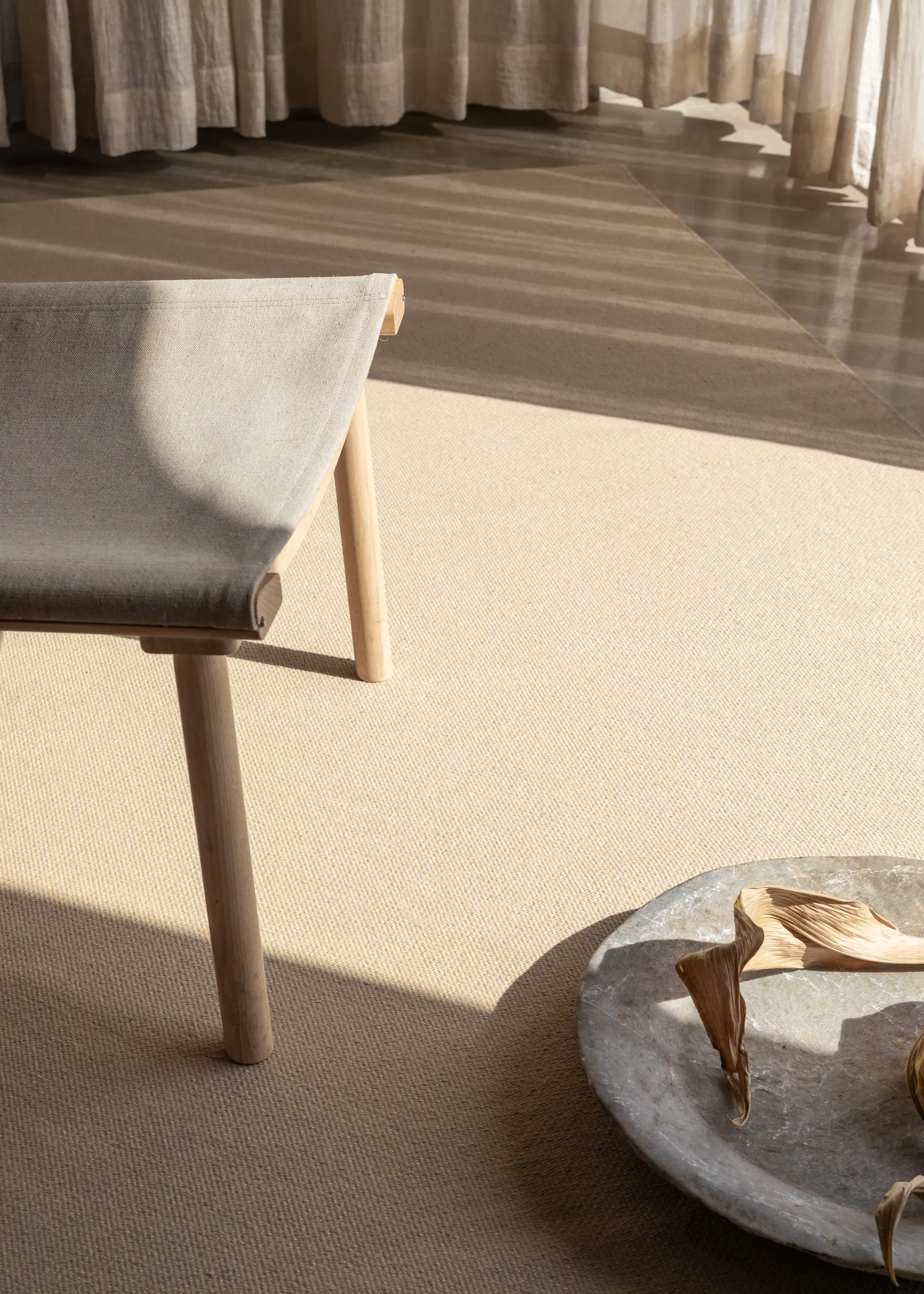 Grain rug, 240x350 cm, Straw 440 Kasthall