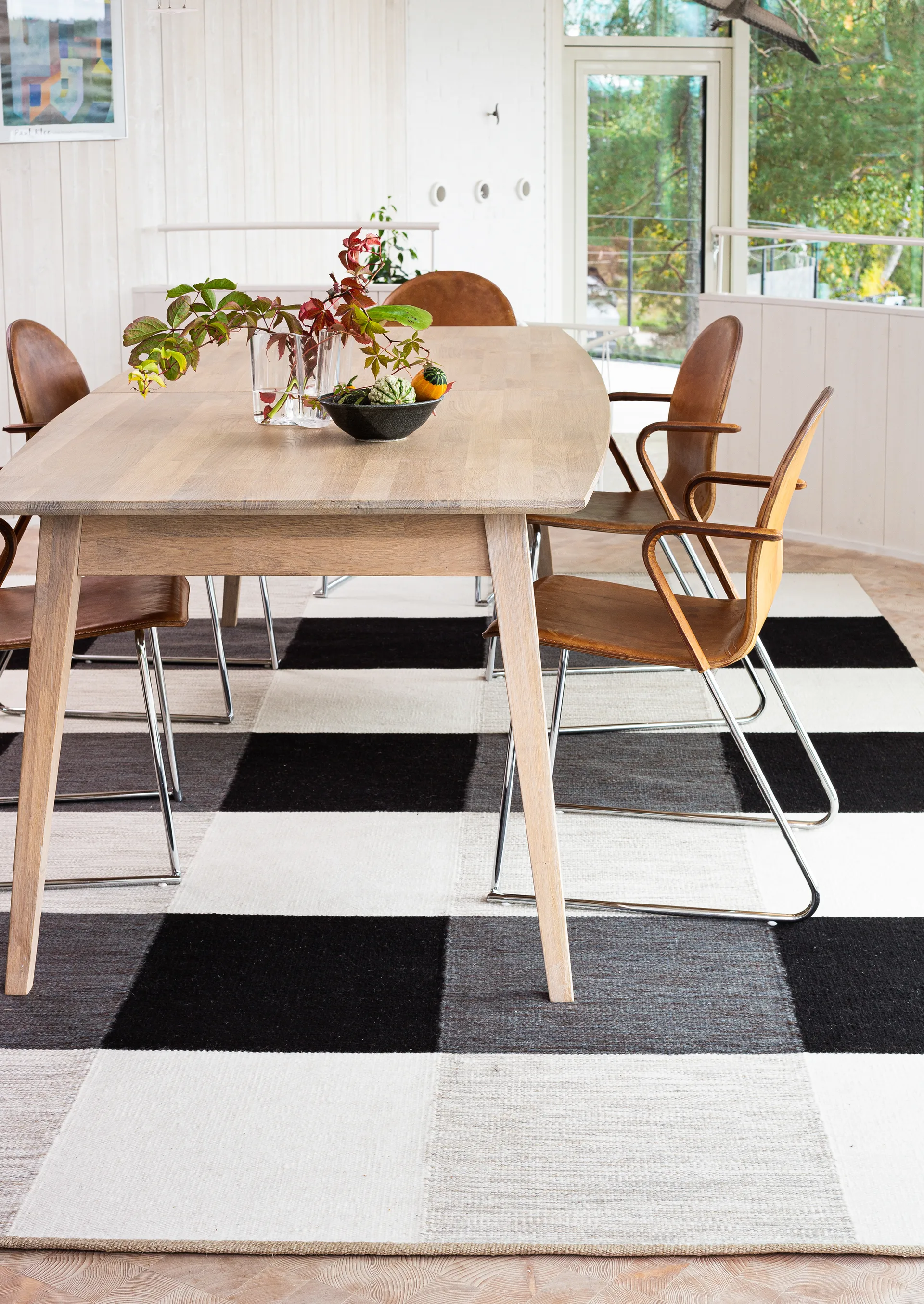 Night and Day handwoven rug 170x240 cm, White-black 200x300 cm Kateha