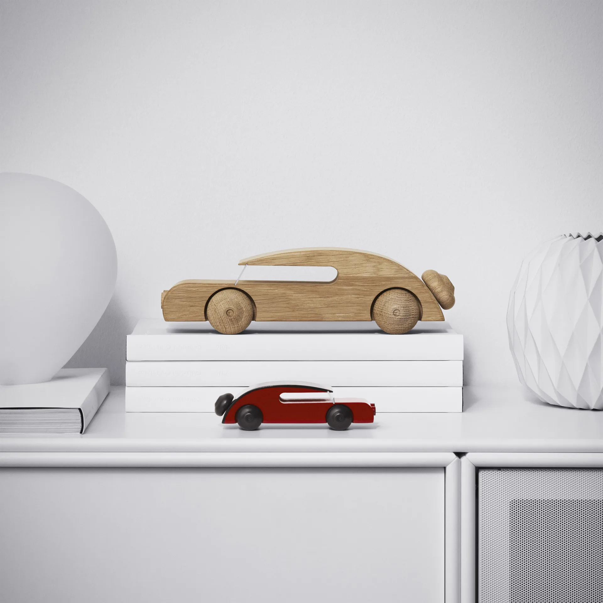 Kay Bojesen car, painted beech, 13 cm Kay Bojesen Denmark