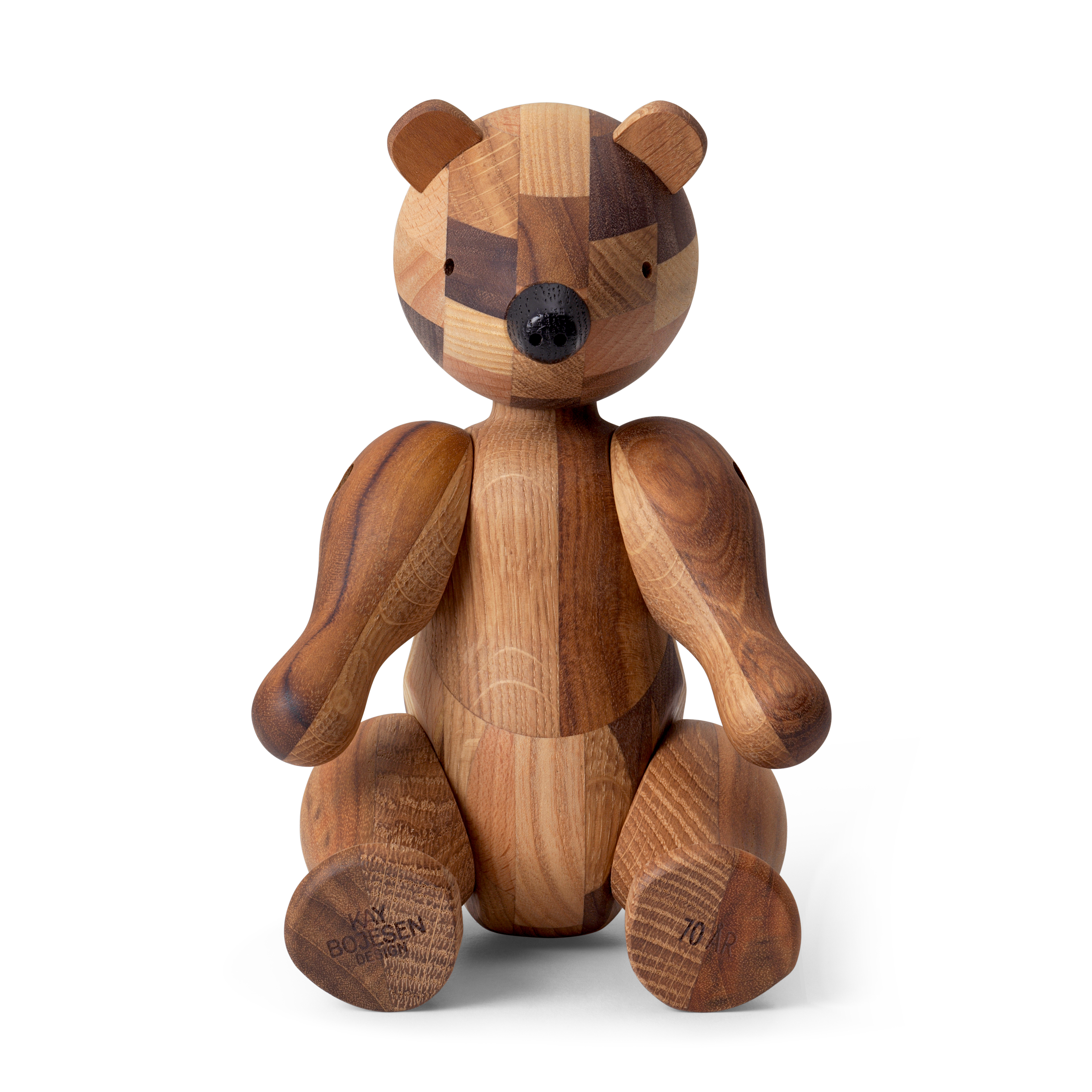 Medium wooden bear