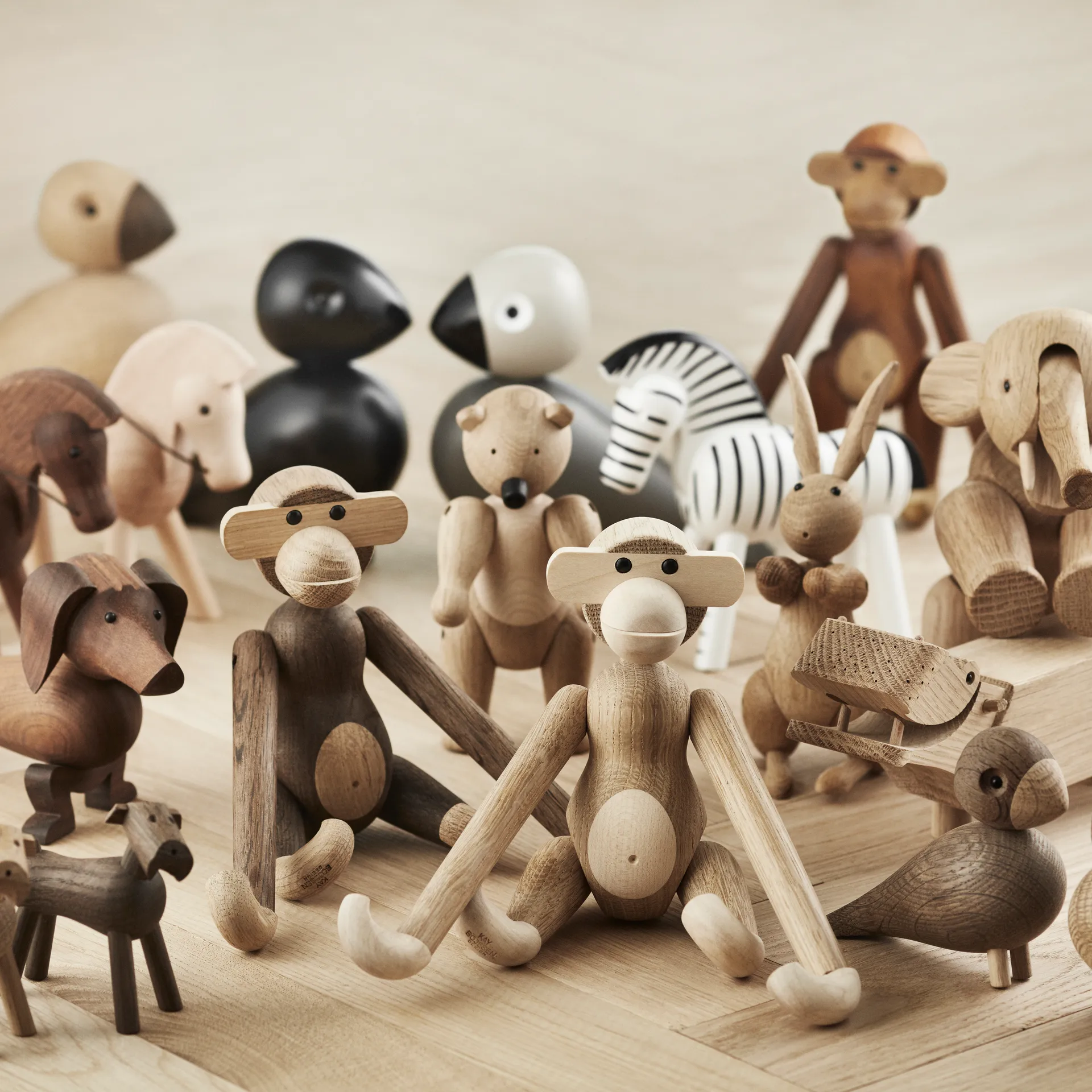 Kay Bojesen wooden monkey small, Oak-smoked oak Kay Bojesen Denmark