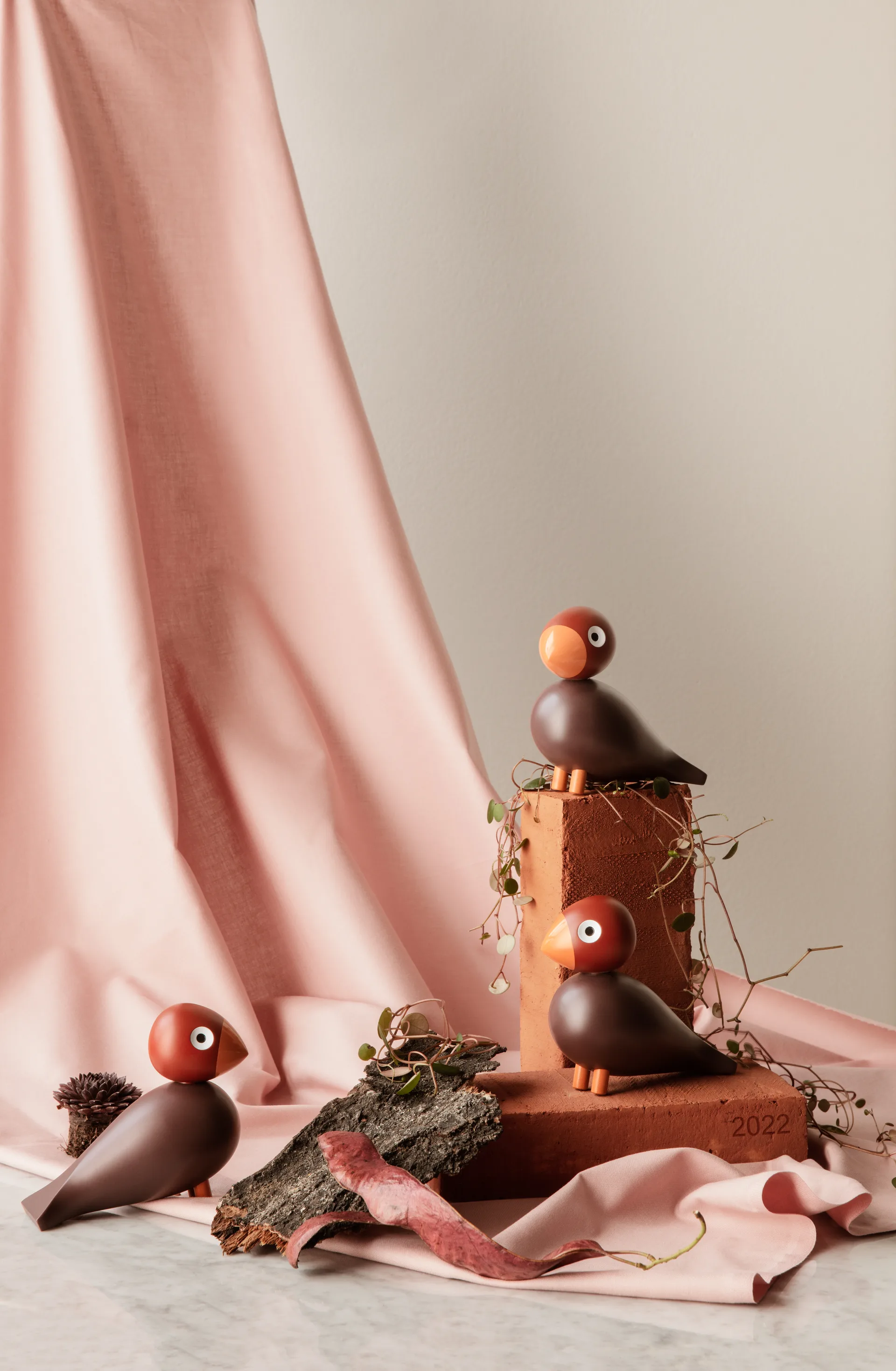 Kay Bojesen Year Bird 2022 song bird Poppy, Wine red Kay Bojesen Denmark