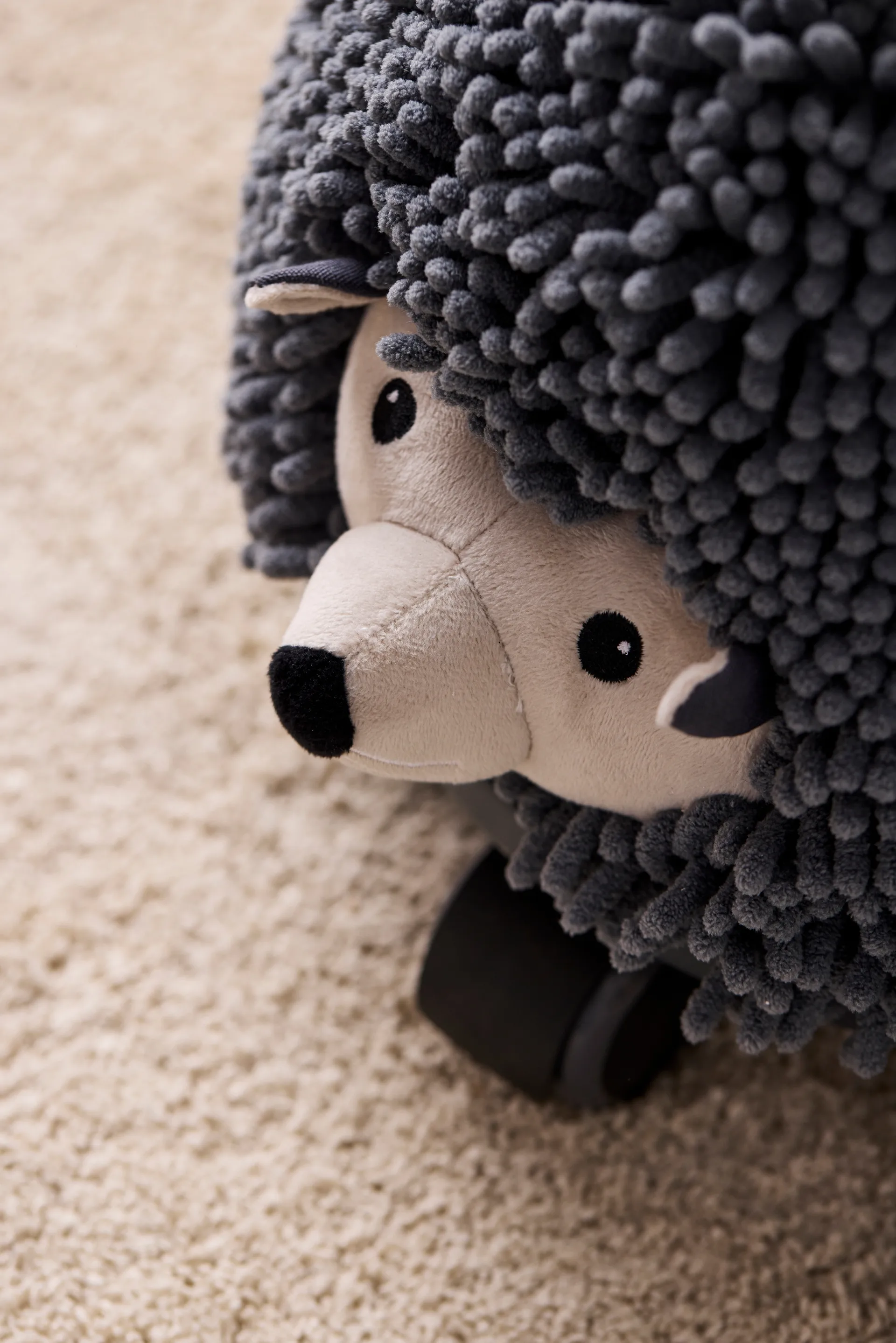 Hooded hedgehog toy, Edvin Kid's Concept