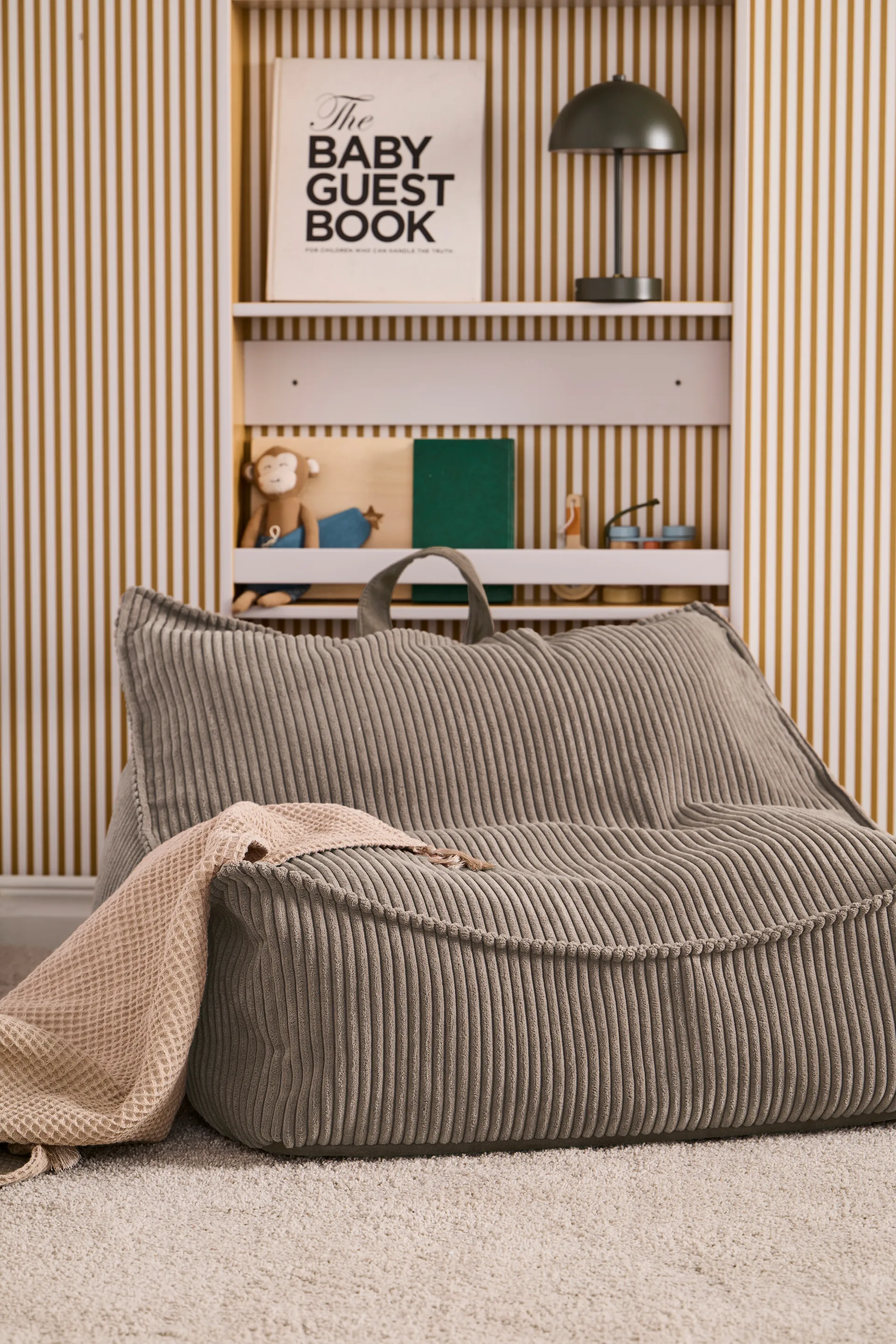 Kid's Base bean bag, Brown Kid's Concept