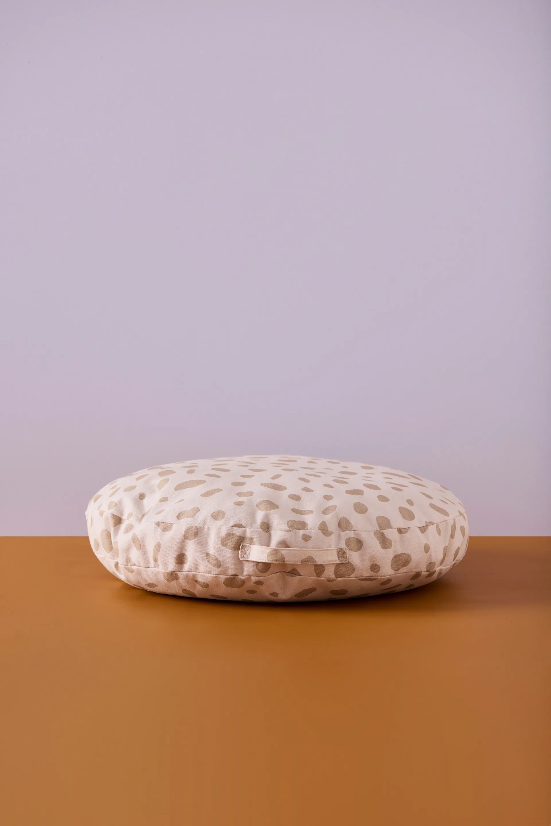 Kid's Base floor cushion Ø60 cm, Dotted Kid's Concept