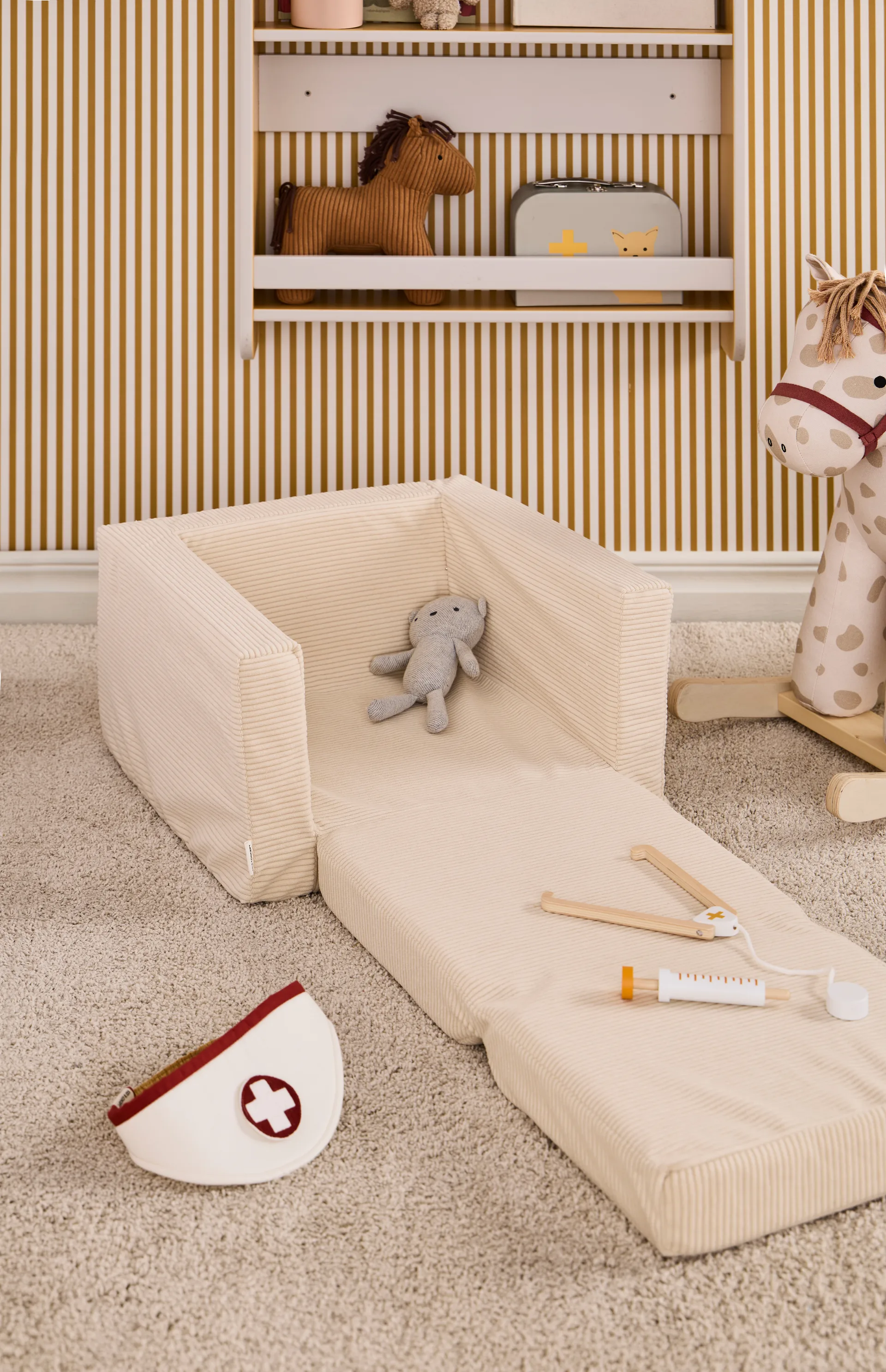 Kid's Base folding armchair, Off-white Kid's Concept