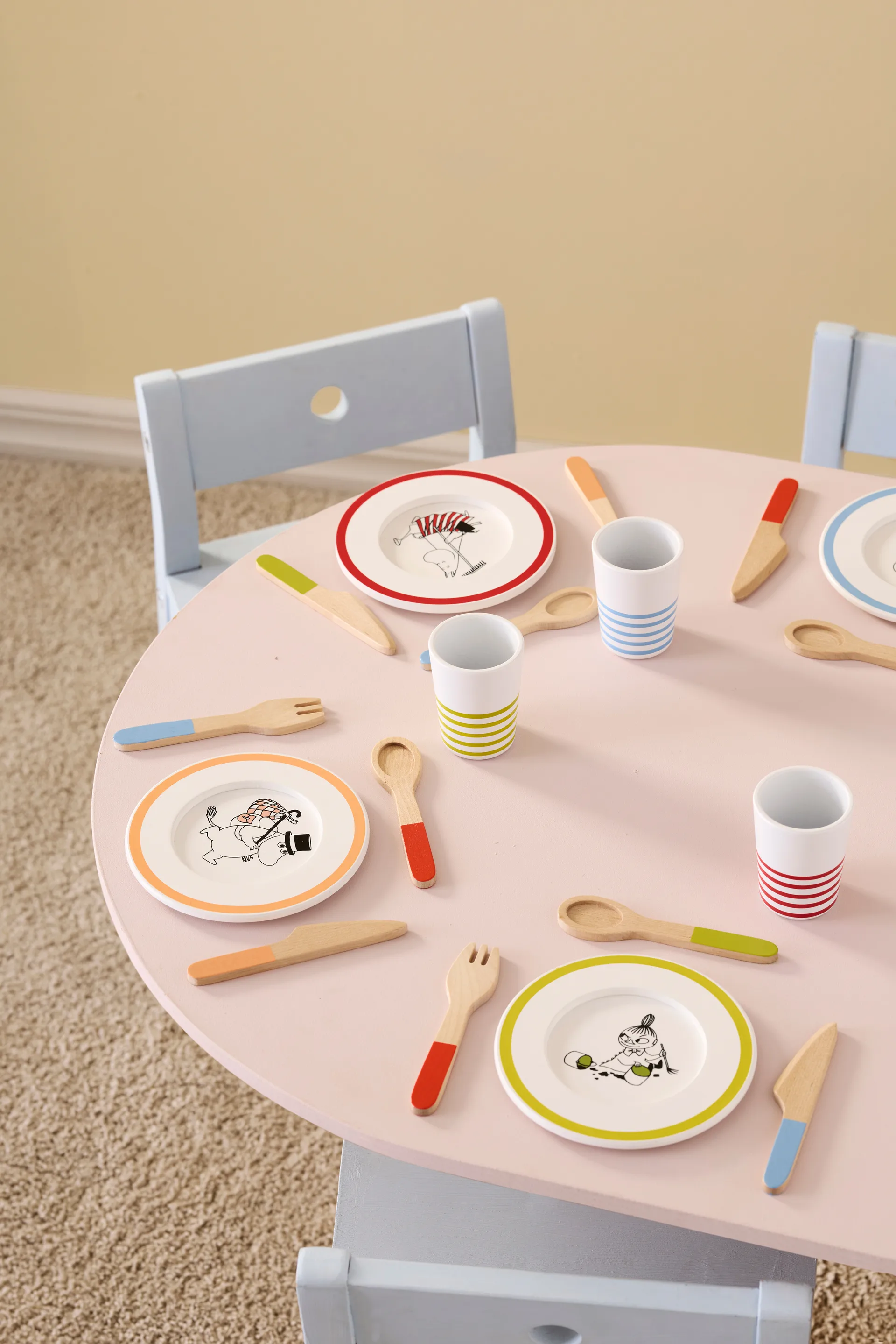 Moomin dinnerware set, 16 pieces Kid's Concept