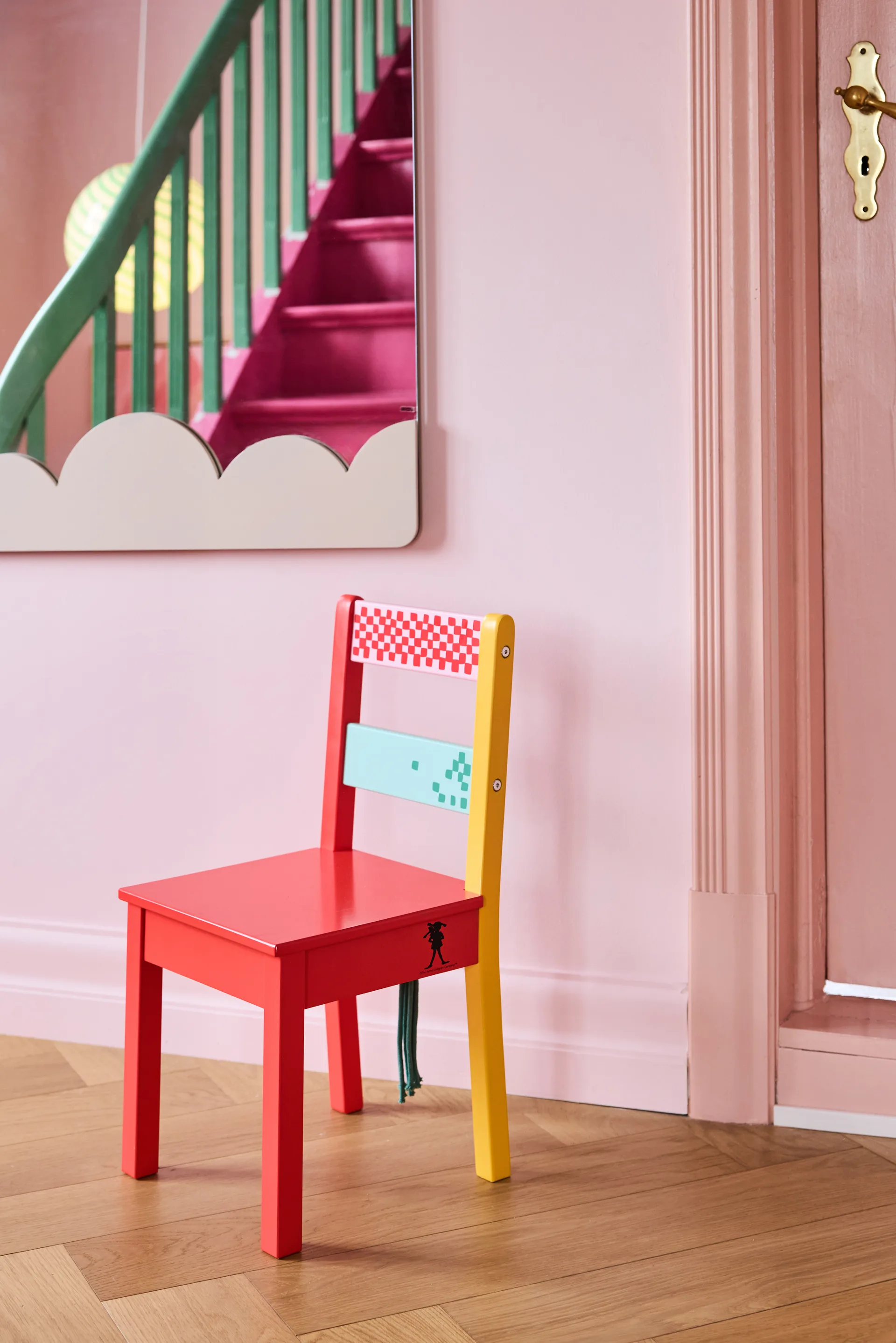 Pippi chair, Multi Kid's Concept