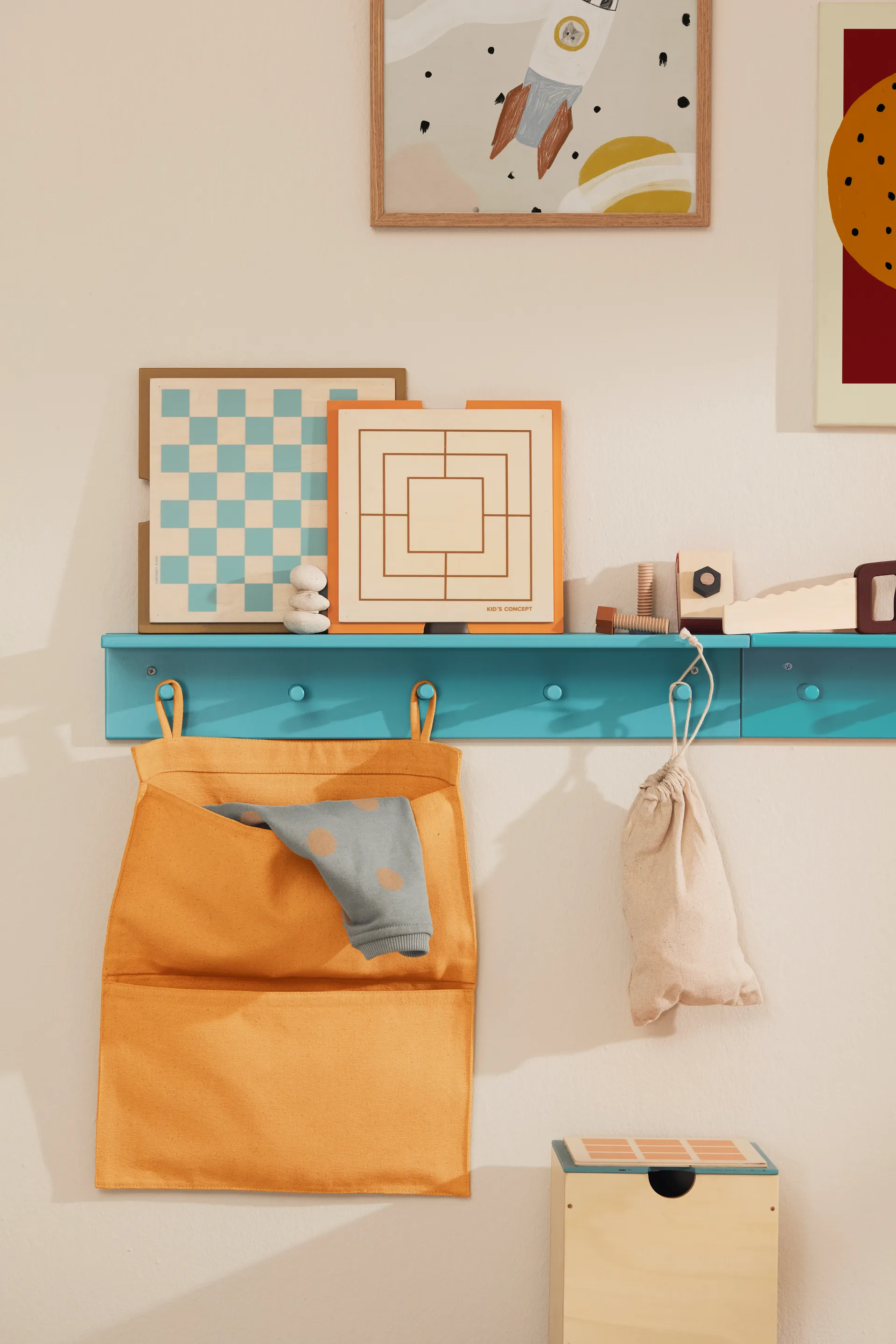 Star shelf with hooks, Turquoise Kid's Concept
