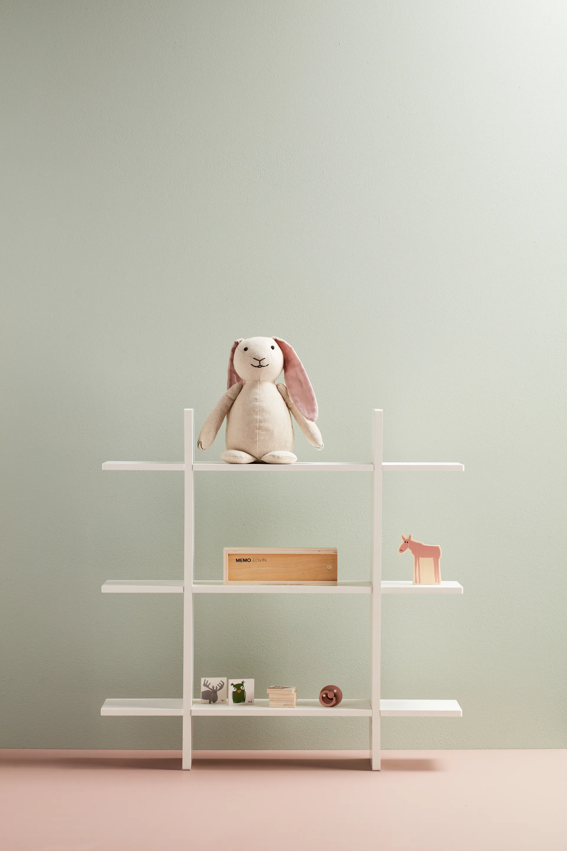 Star wall shelf 3 shelves, White Kid's Concept