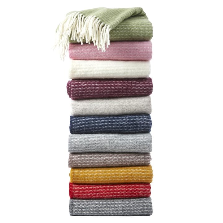 Ralph wool throw - aubergine - Klippan Yllefabrik