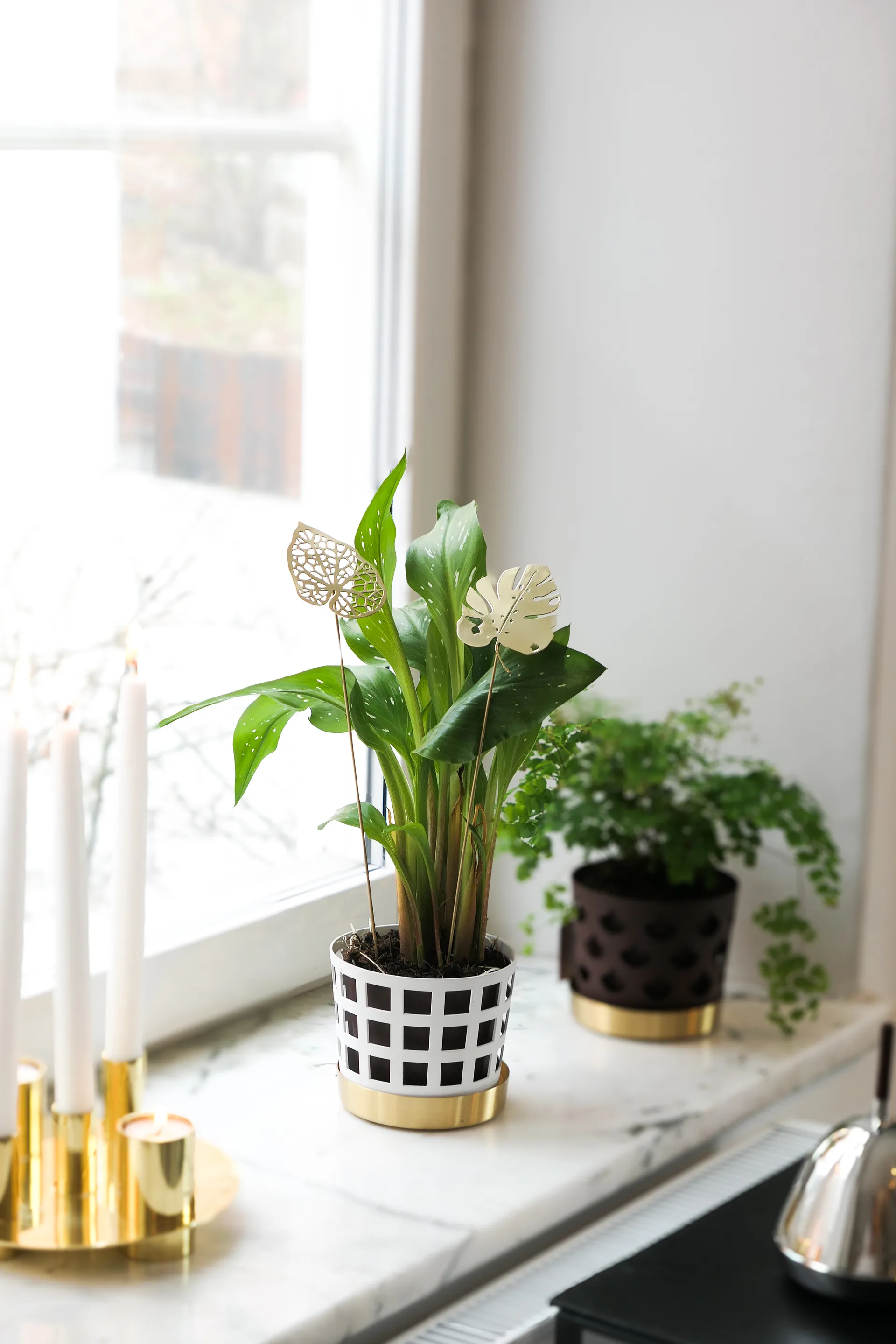 Brass leaves decoration 2-pack, Water KLONG