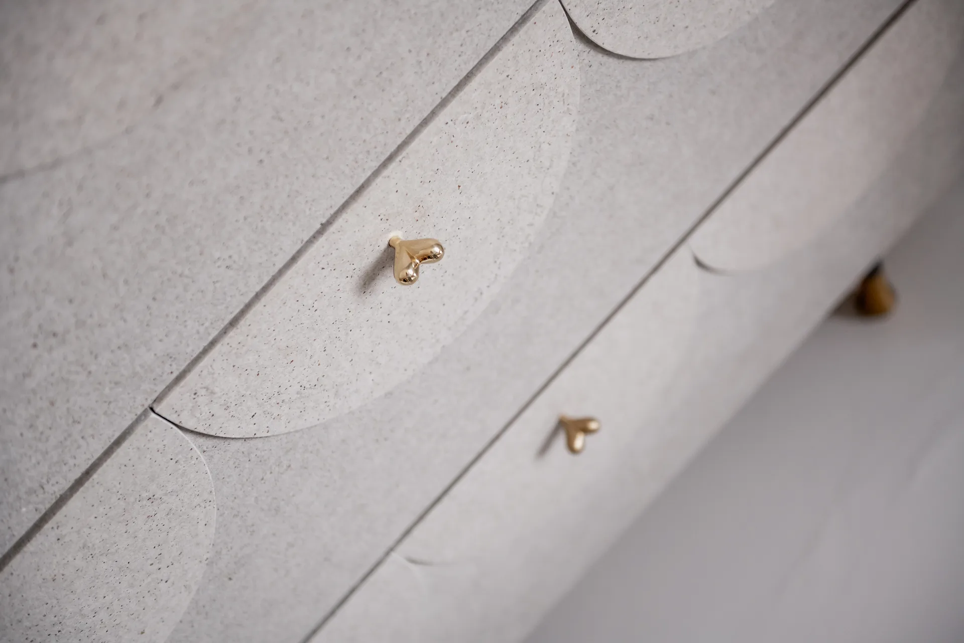 Heart knobs 4-pack, Brass KLONG